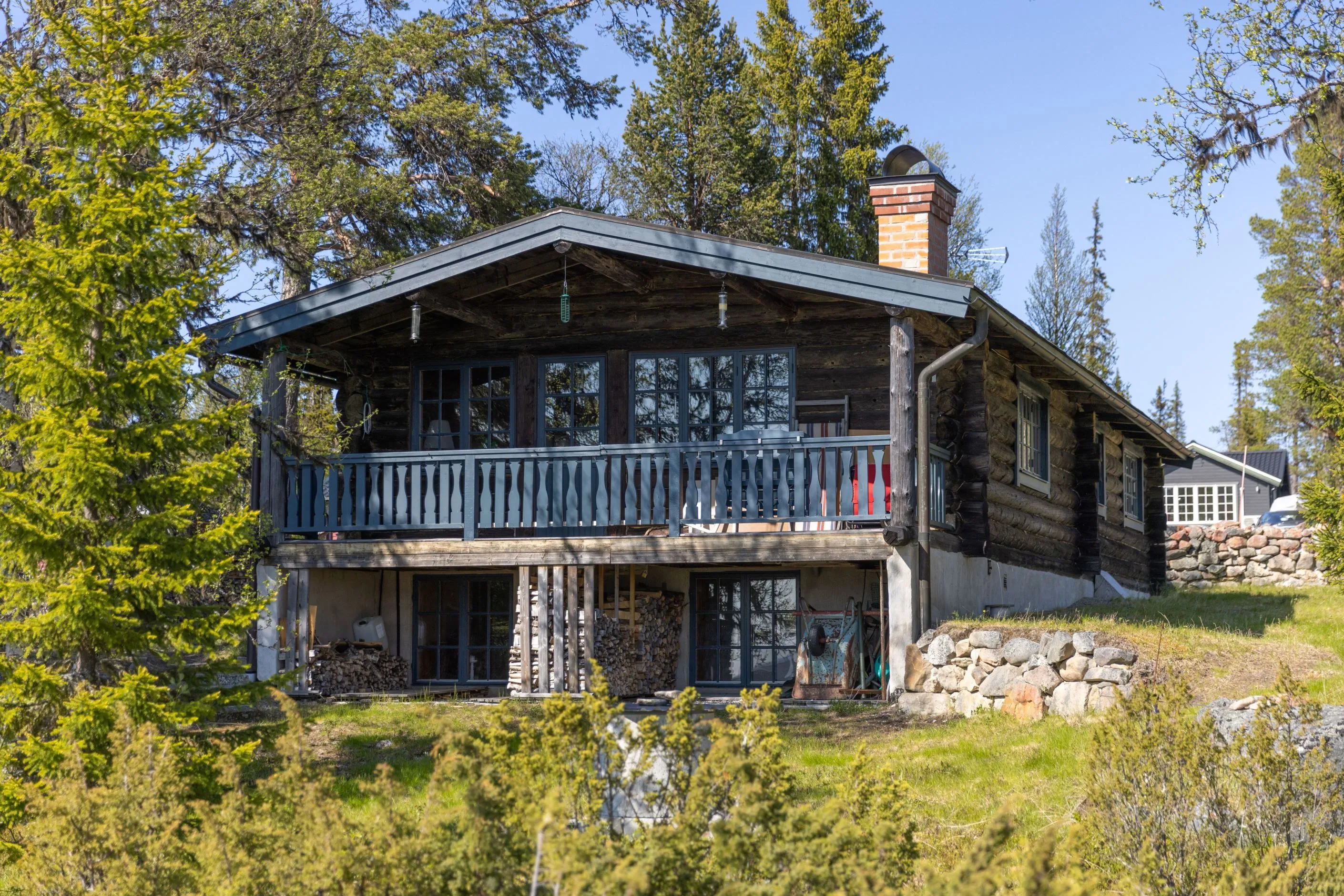 1970s Three-Bedroom House with Spacious Garden in Lofsdalen, Sweden - Image 1