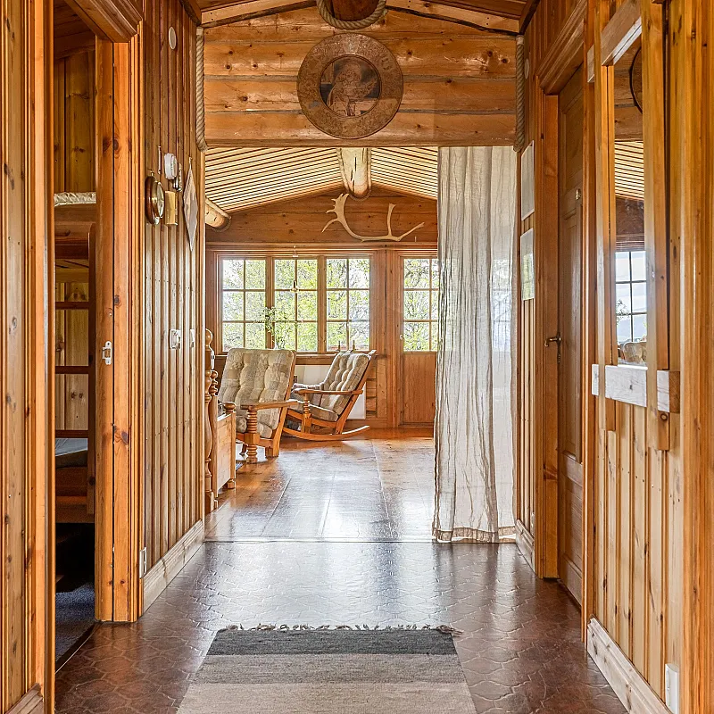 View image 18