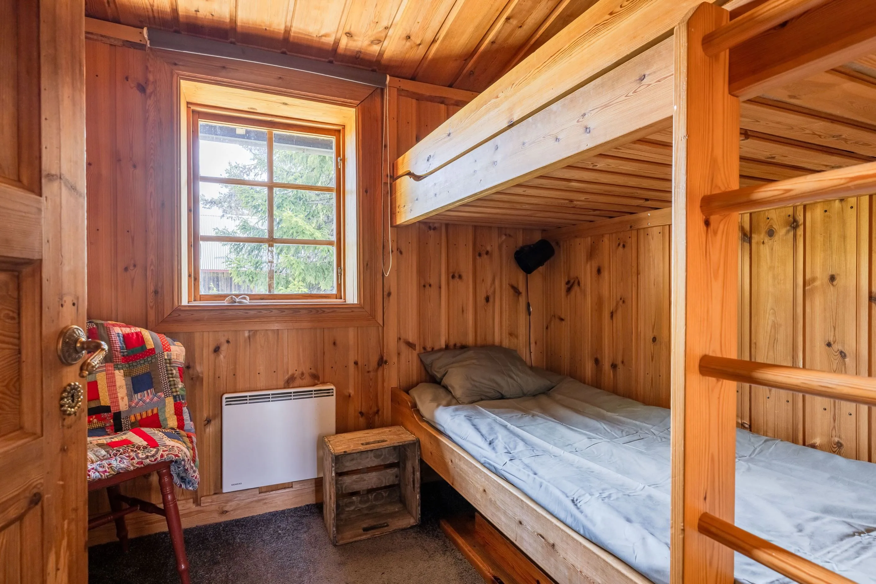 1970s Three-Bedroom House with Spacious Garden in Lofsdalen, Sweden - View image 24 of 42