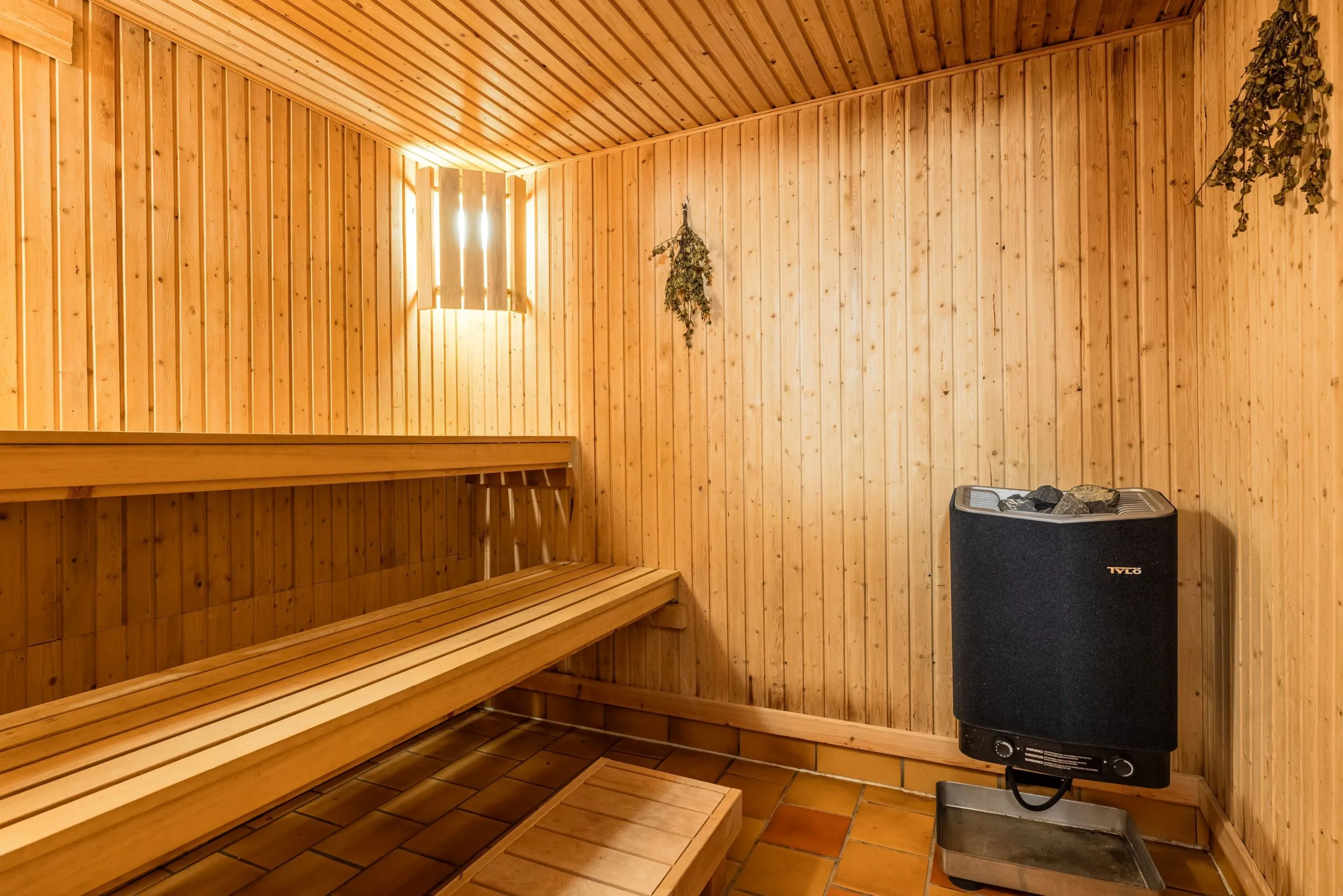 1970s Three-Bedroom House with Spacious Garden in Lofsdalen, Sweden - View image 32 of 42