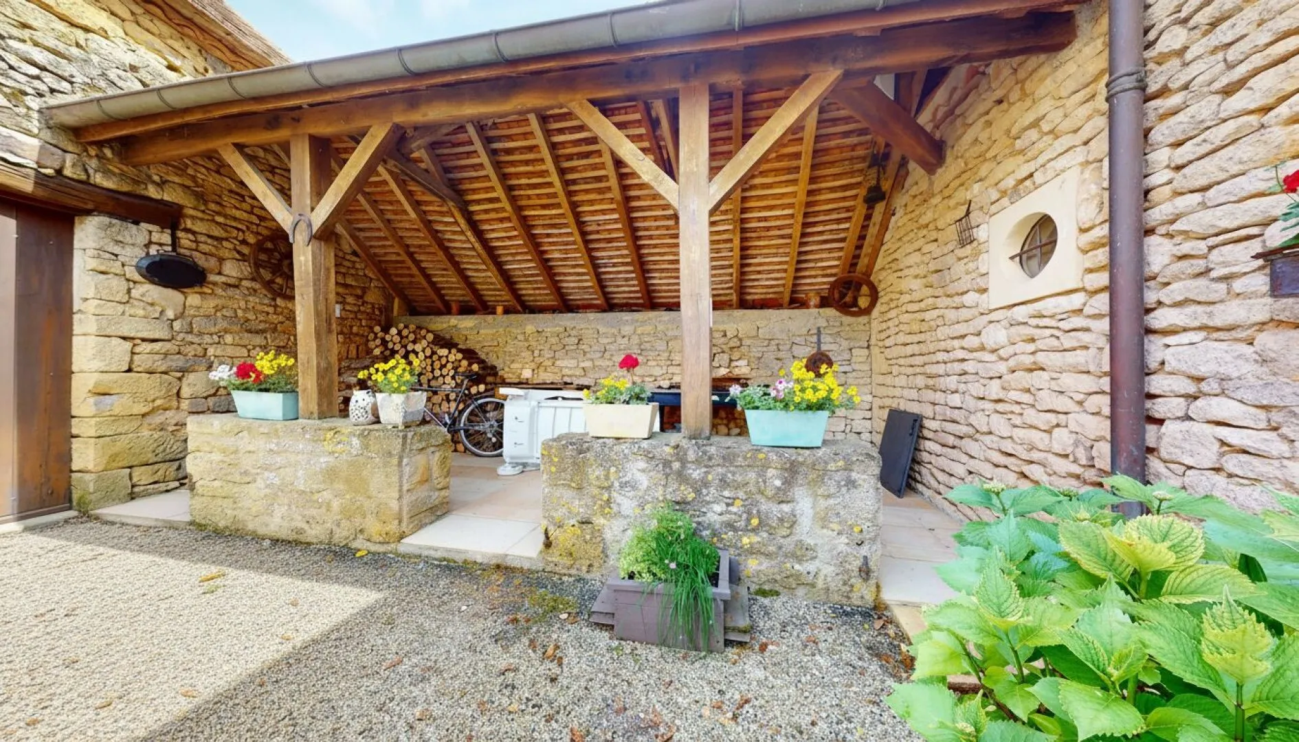 Stone House with Garden and Pool in Montignac's Historic Village - View image 22 of 30