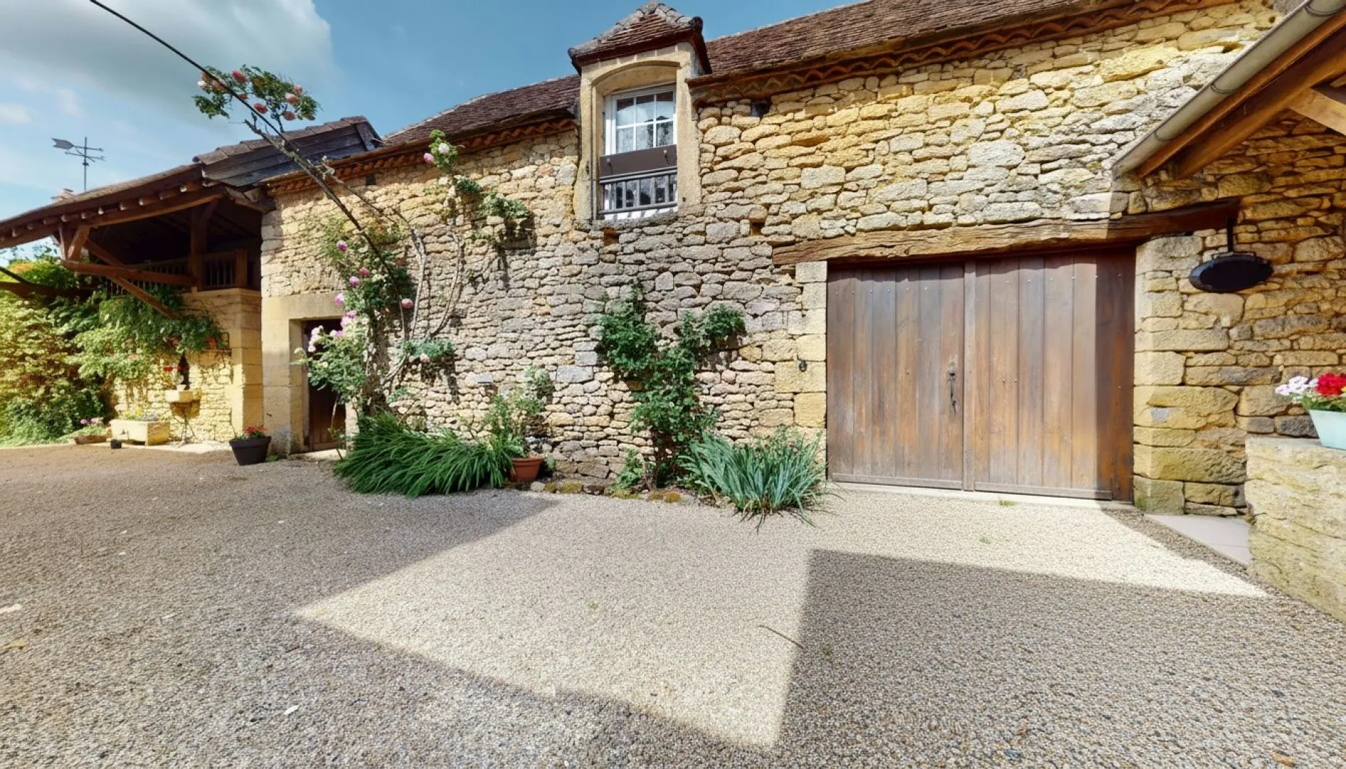 Stone House with Garden and Pool in Montignac's Historic Village - View image 26 of 30