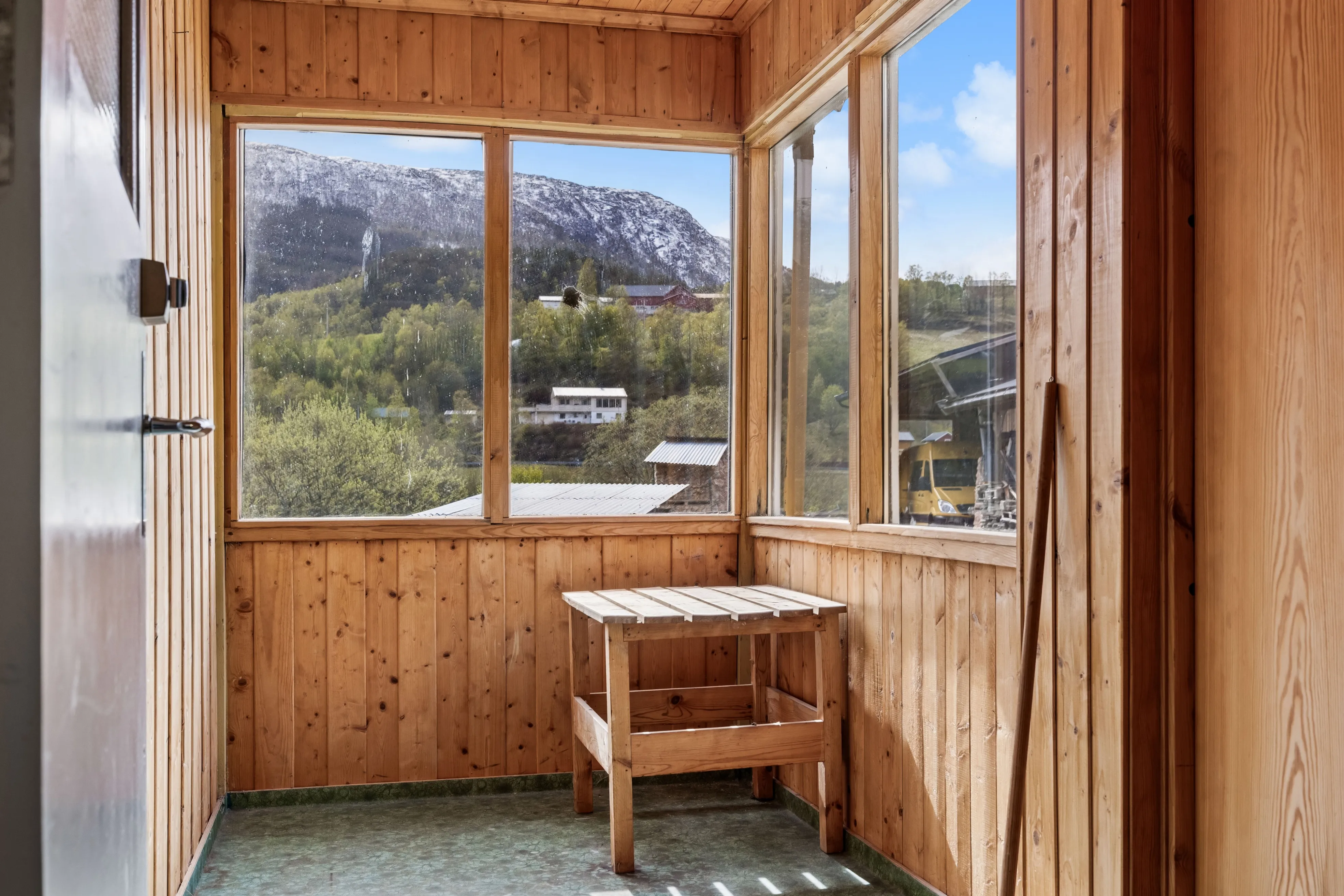 1950s Coastal House with Private Boathouse in Vinjeøra, Norway - View image 9 of 42