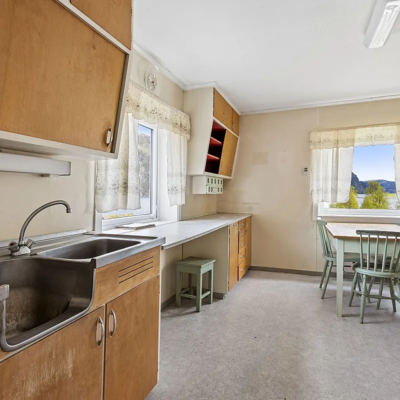 View image 18