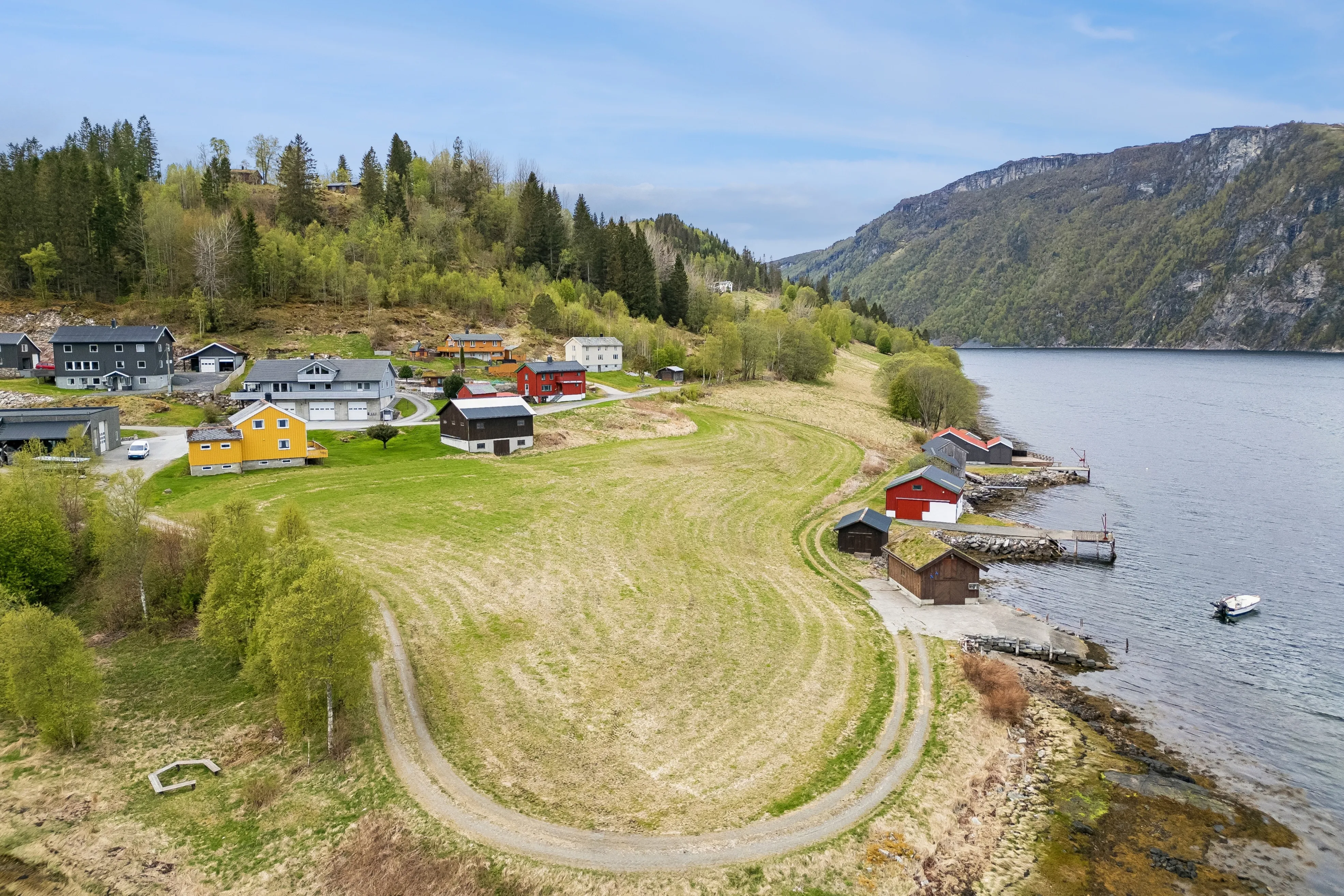 1950s Coastal House with Private Boathouse in Vinjeøra, Norway - View image 41 of 42