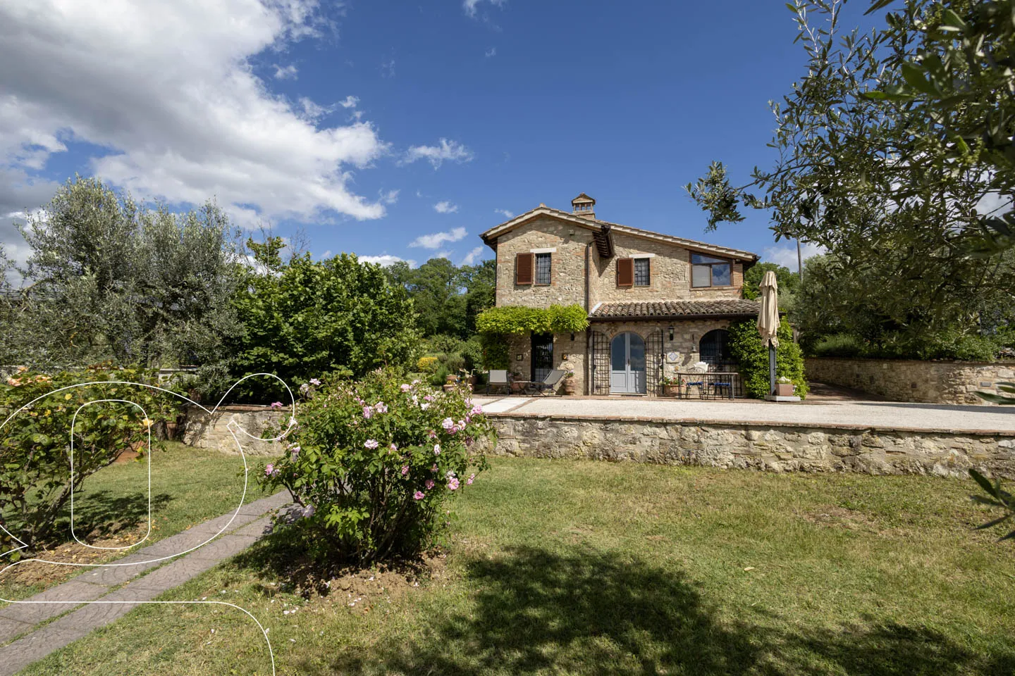 Modern 4-Bed Country House with Pool and Terrace in Scenic Todi, Italy - View image 57 of 63