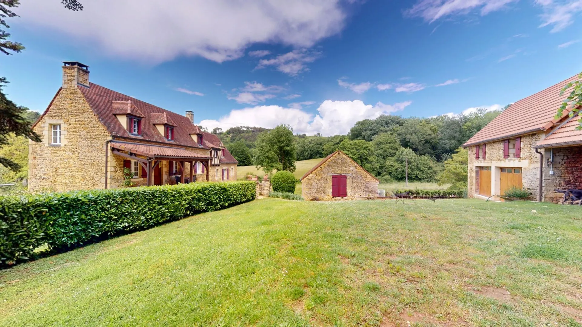 Expansive 5-Bedroom Farmhouse with Pool on 36 Acres near Sarlat, France - View image 6 of 44