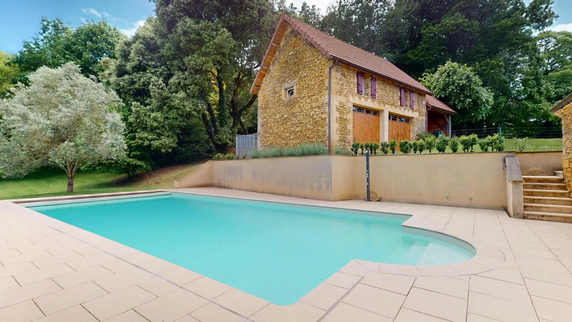 Expansive 5-Bedroom Farmhouse with Pool on 36 Acres near Sarlat, France - View image 17 of 44