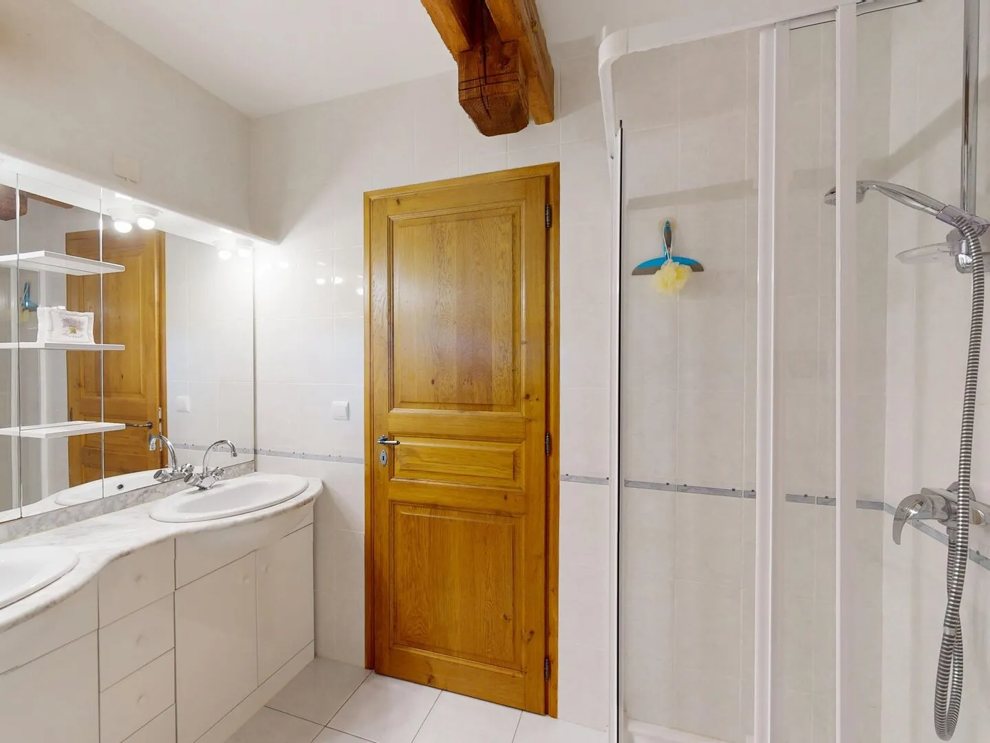 Expansive 5-Bedroom Farmhouse with Pool on 36 Acres near Sarlat, France - View image 25 of 44