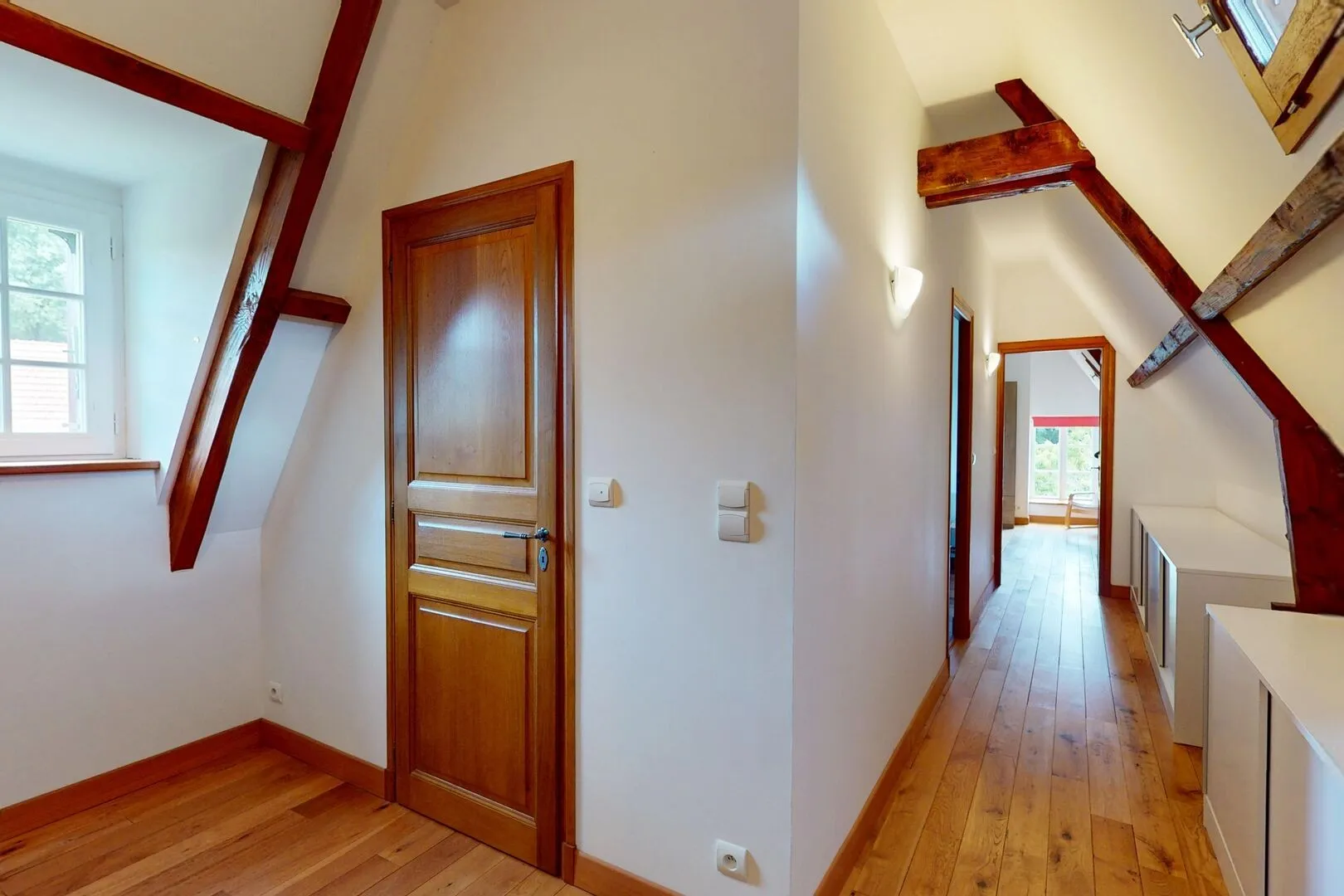 Expansive 5-Bedroom Farmhouse with Pool on 36 Acres near Sarlat, France - View image 33 of 44