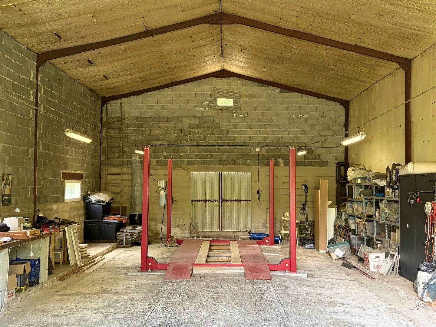 Expansive 5-Bedroom Farmhouse with Pool on 36 Acres near Sarlat, France - View image 37 of 44