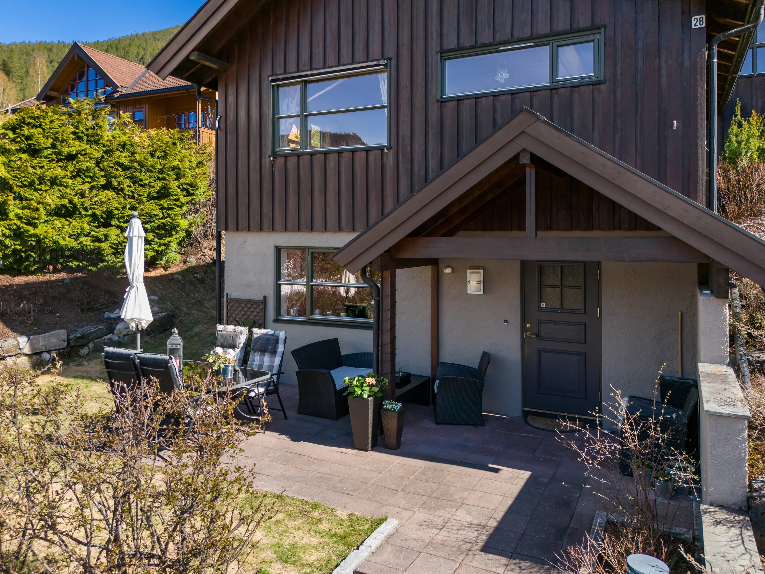 Spacious 8-Bedroom House in Nesbyen with Rental Potential and Expansive Garden - View image 73 of 87