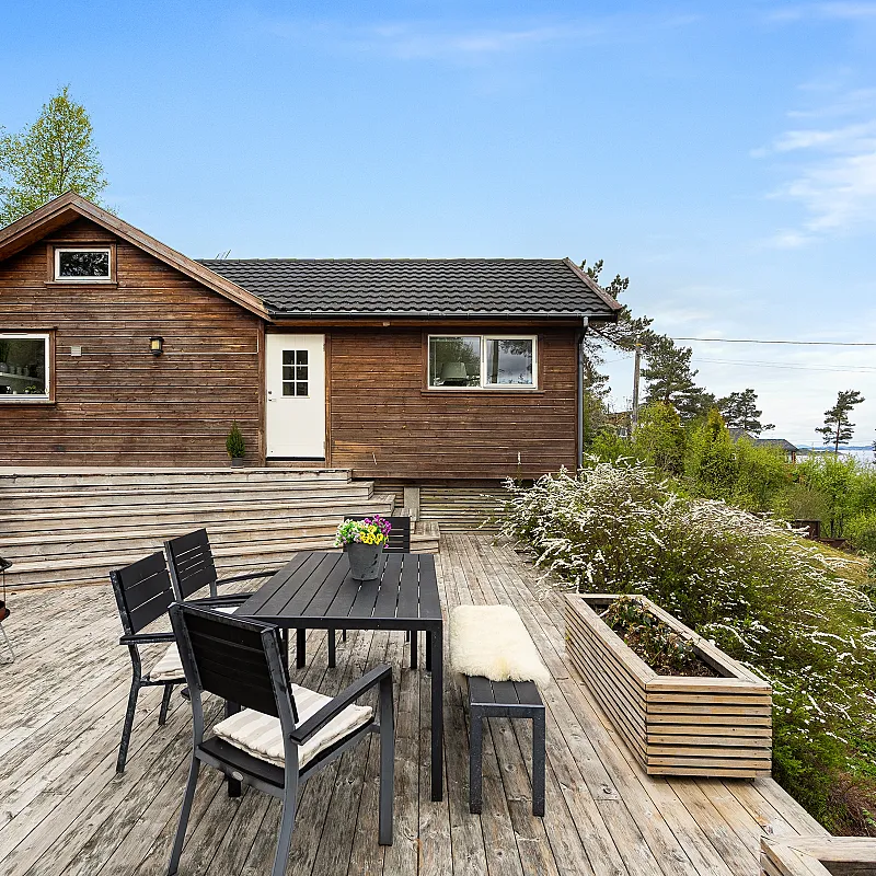 1950s Idse Cabin with Terrace Views Over Fjord and Easy Stavanger Access