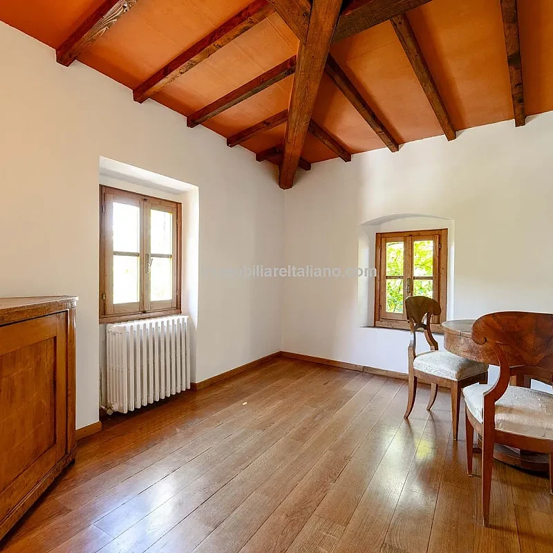 View image 35