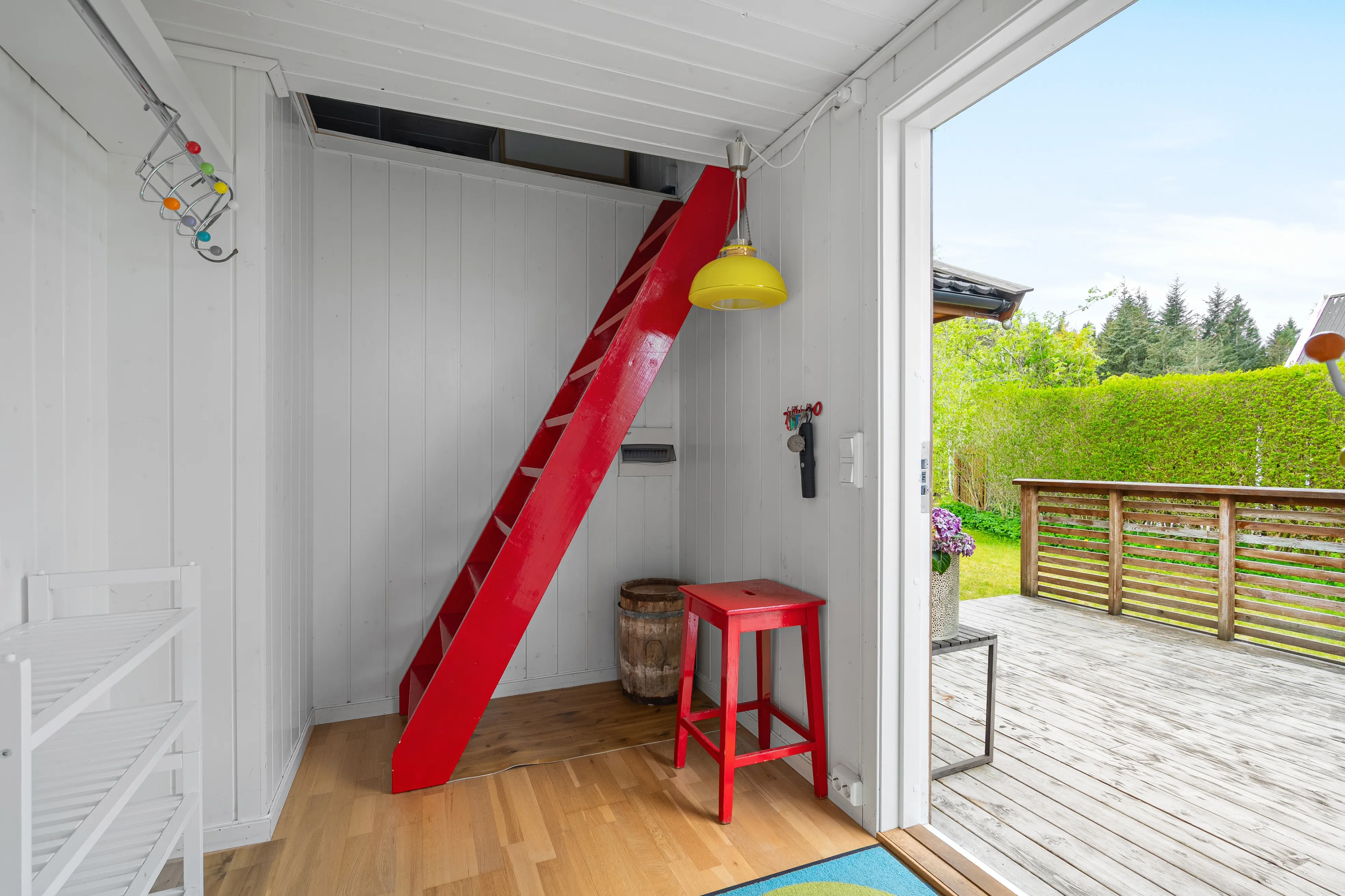 1950s Idse Cabin with Terrace Views Over Fjord and Easy Stavanger Access - View image 24 of 34