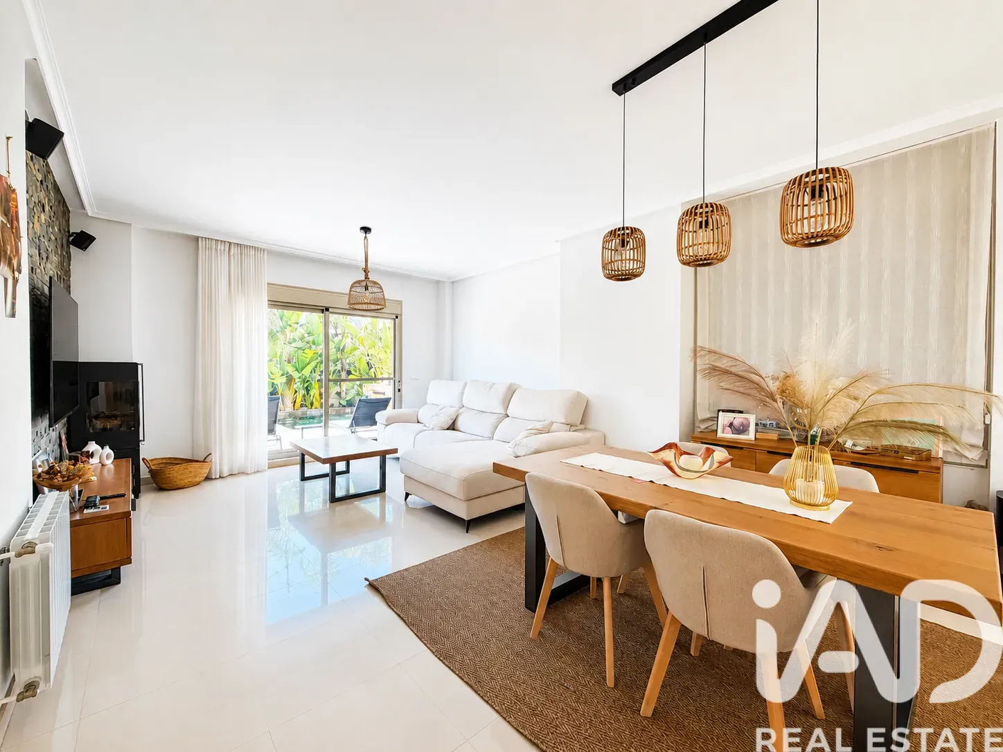 Spacious 5-Bedroom Family House with Pool in La Alcayna, Murcia - View image 6 of 38