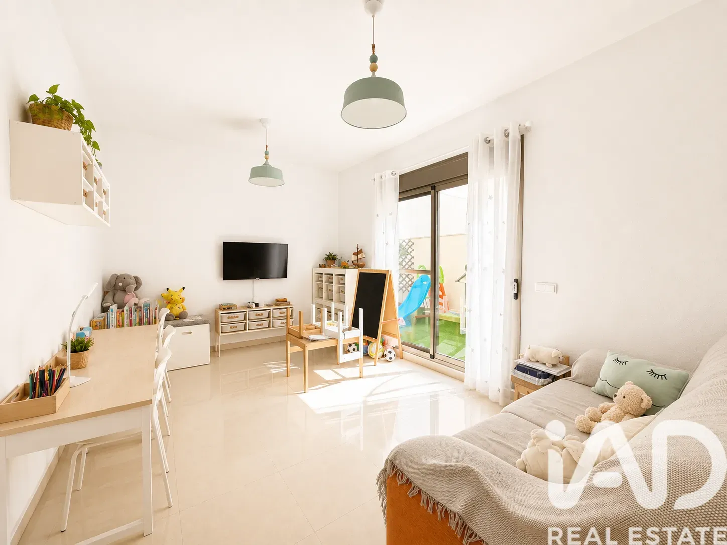 Spacious 5-Bedroom Family House with Pool in La Alcayna, Murcia - View image 24 of 38