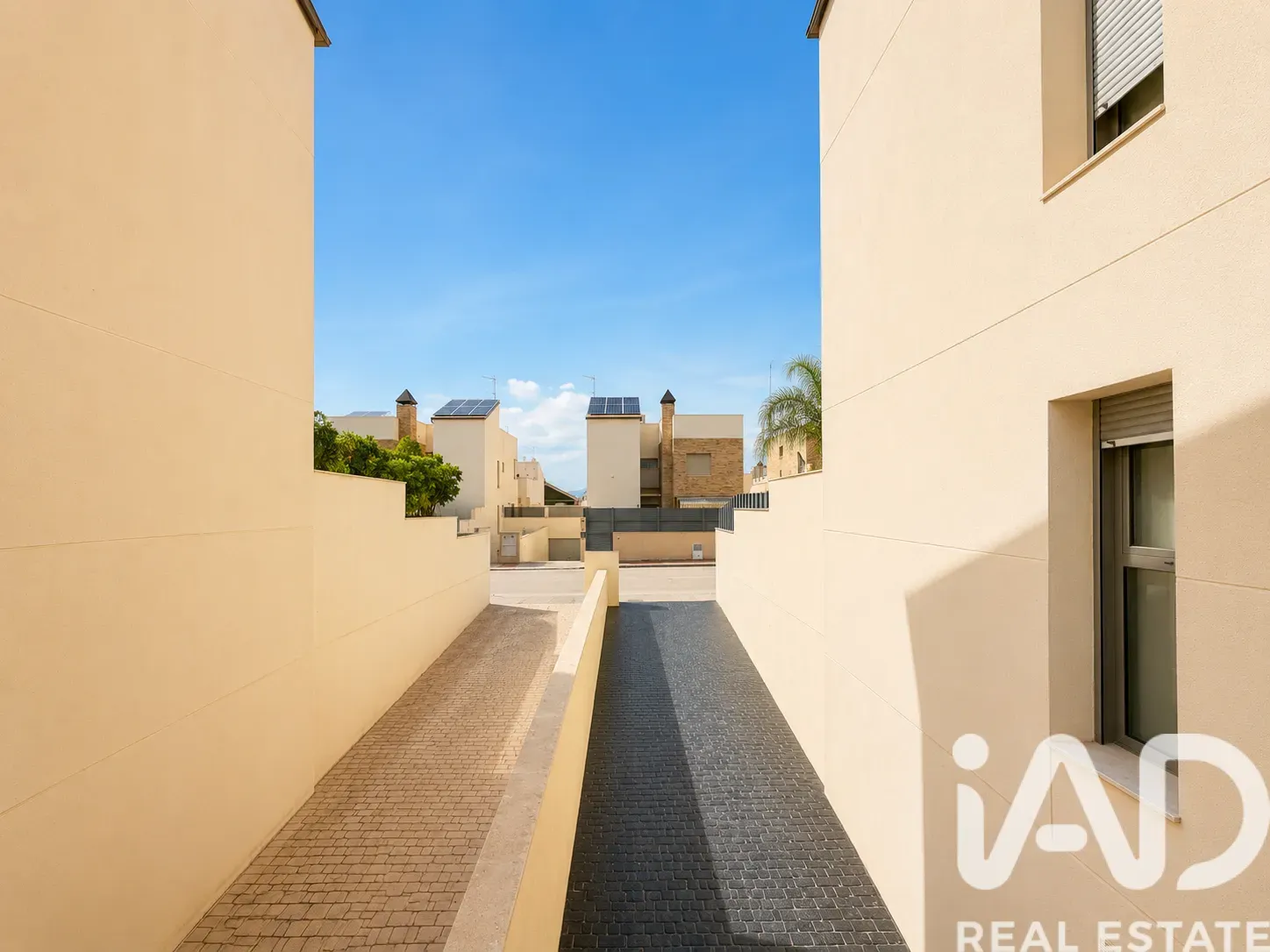 Spacious 5-Bedroom Family House with Pool in La Alcayna, Murcia - View image 37 of 38