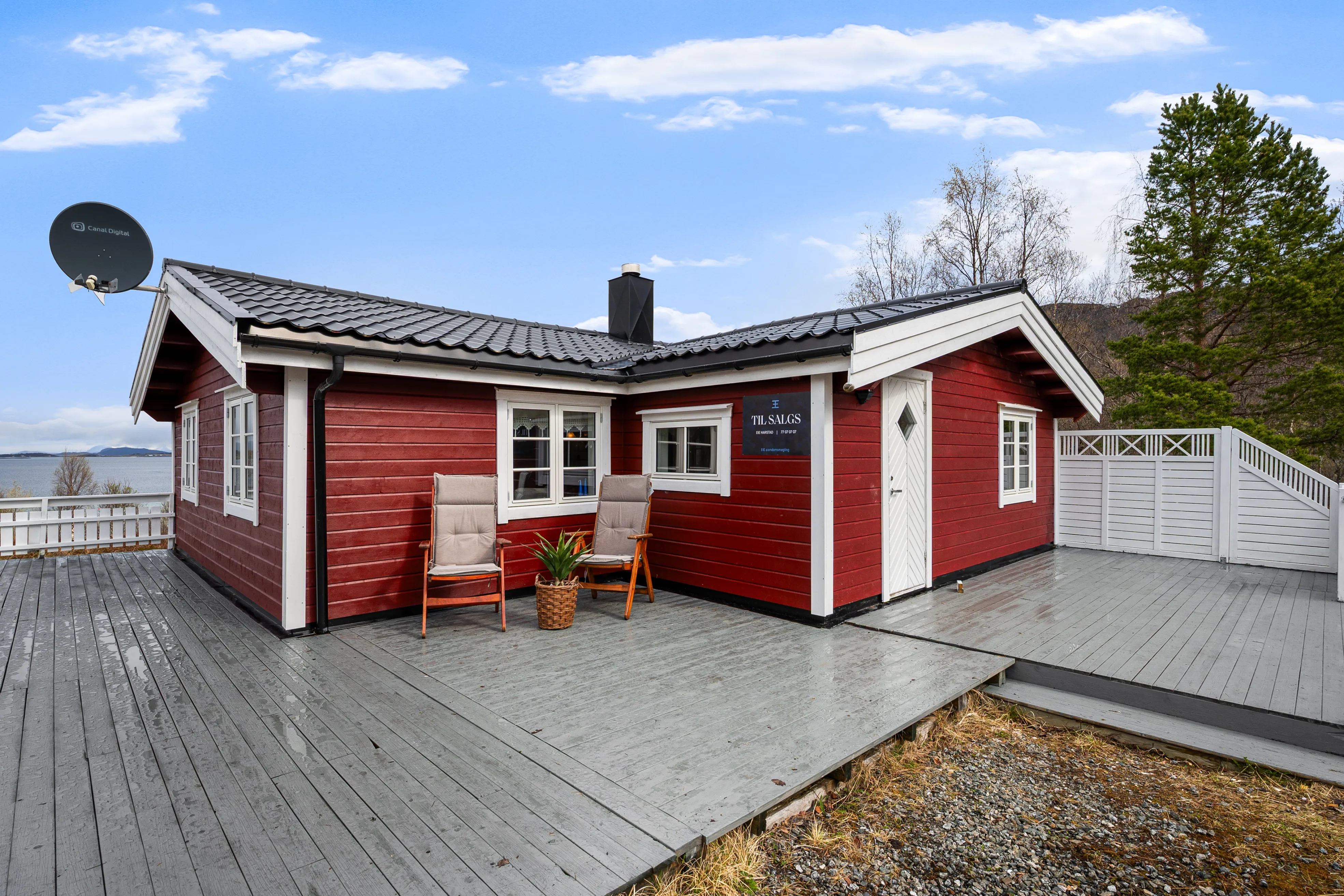 1970-luvun mökki Norjassa, merinäköalalla ja terassilla - Näytä kuva 24 / 30