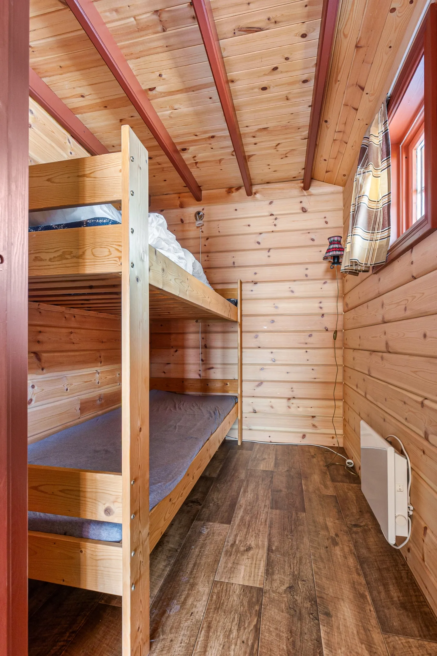 Contemporary 3-Bedroom Cabin with Expansive Terrace in Rana, Norway - View image 12 of 26