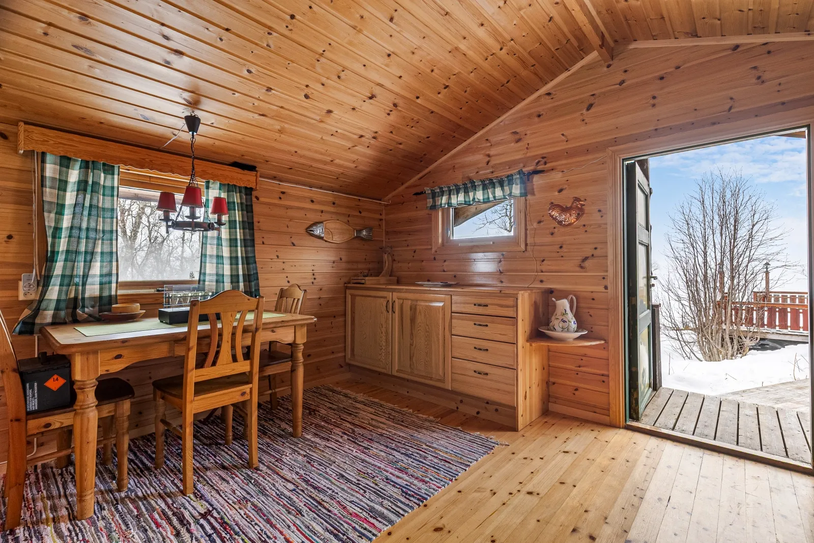 Contemporary 3-Bedroom Cabin with Expansive Terrace in Rana, Norway - View image 19 of 26