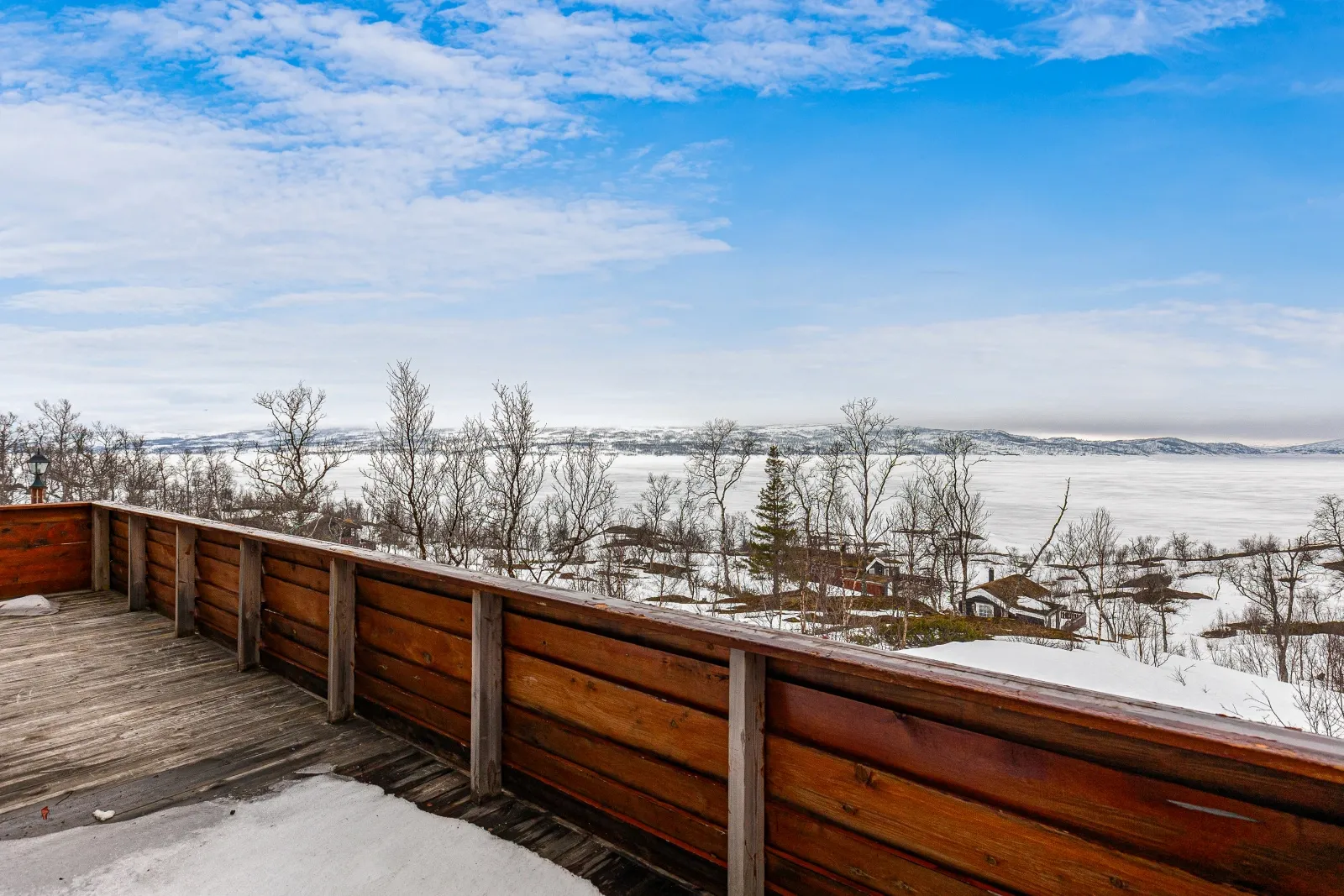 Contemporary 3-Bedroom Cabin with Expansive Terrace in Rana, Norway - View image 25 of 26
