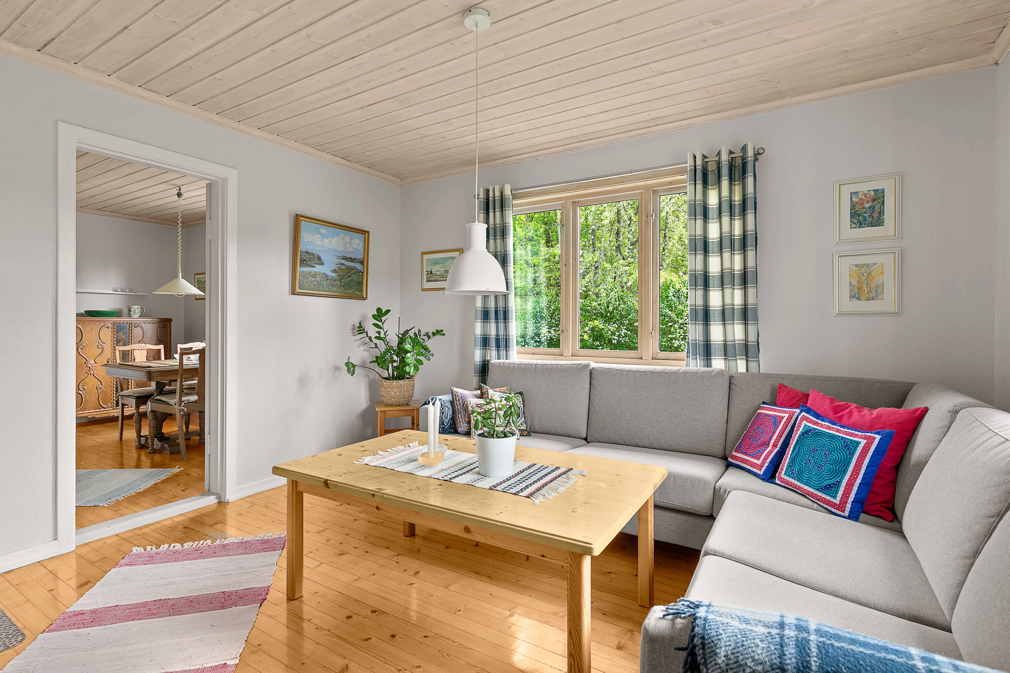 1950s Country House on Expansive Plot with Lake Access in Kvelde, Norway - View image 15 of 38