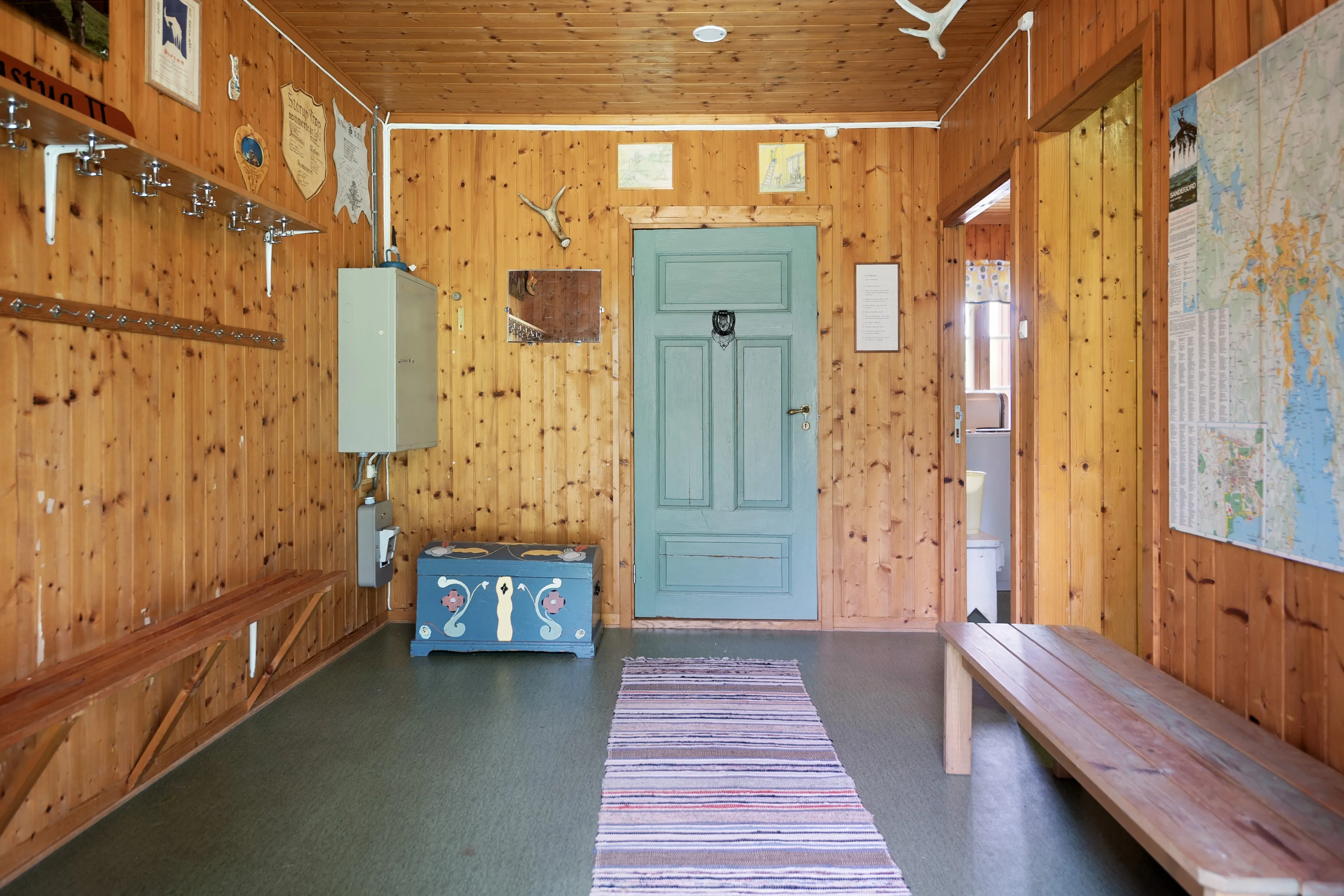 Historic 1900 Cabin in Sandefjord with Terrace and Expansive Woodland Lot - View image 15 of 33