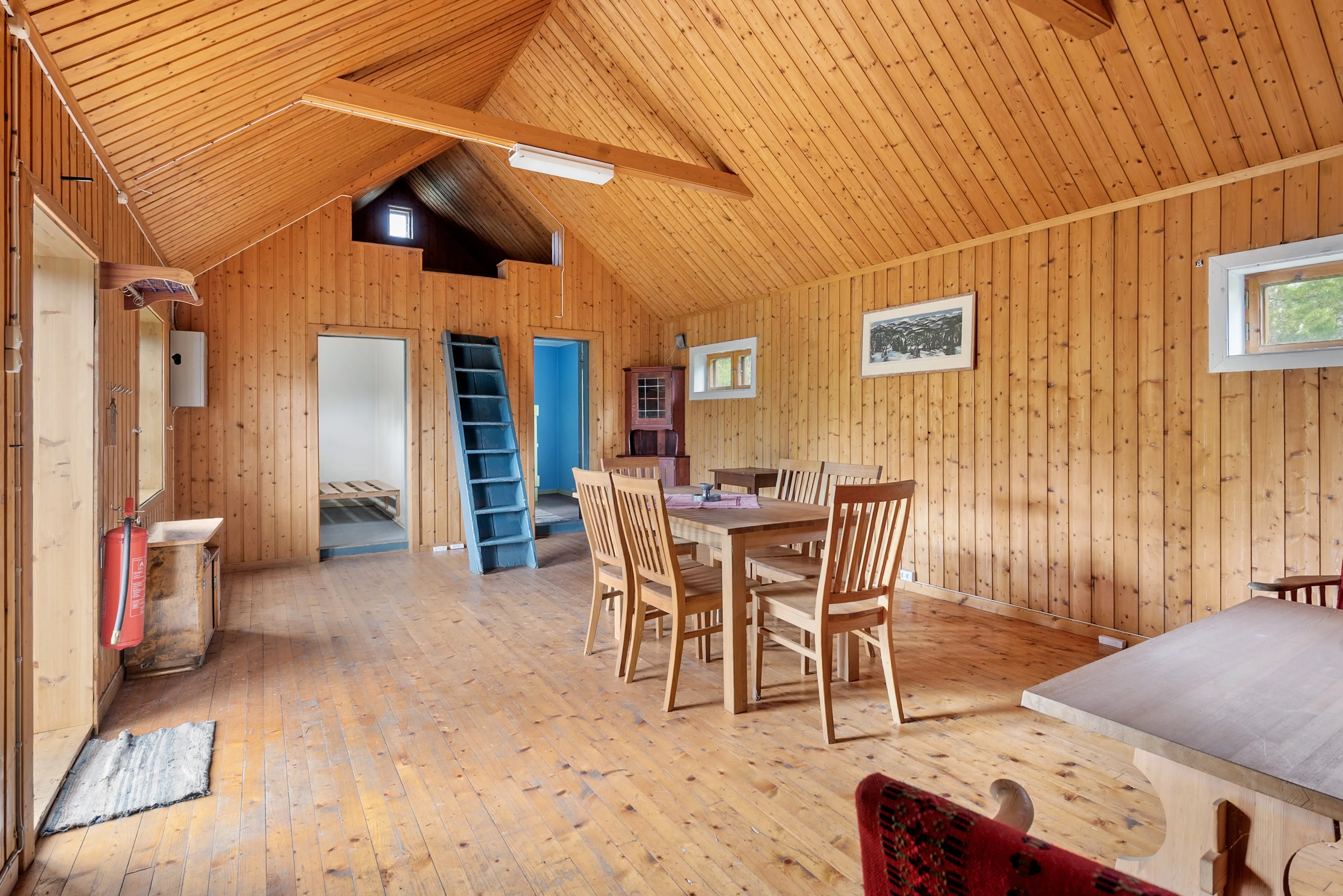 Historic 1900 Cabin in Sandefjord with Terrace and Expansive Woodland Lot - View image 23 of 33