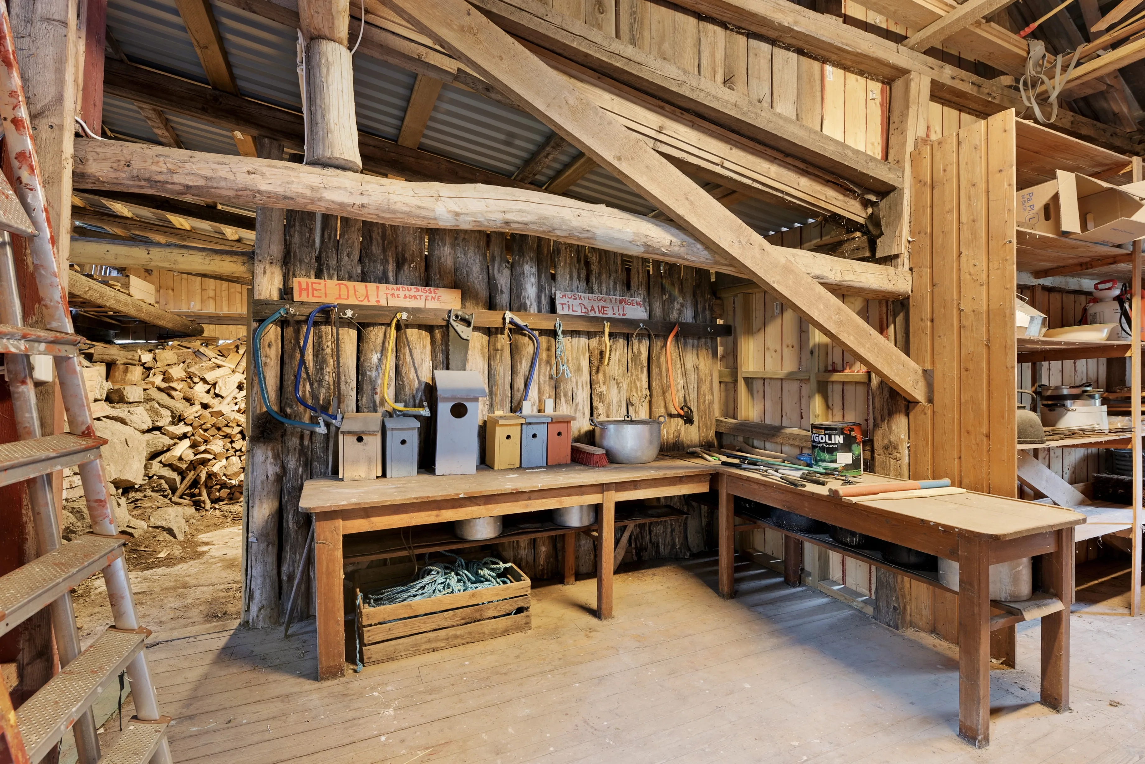 Historic 1900 Cabin in Sandefjord with Terrace and Expansive Woodland Lot - View image 26 of 33