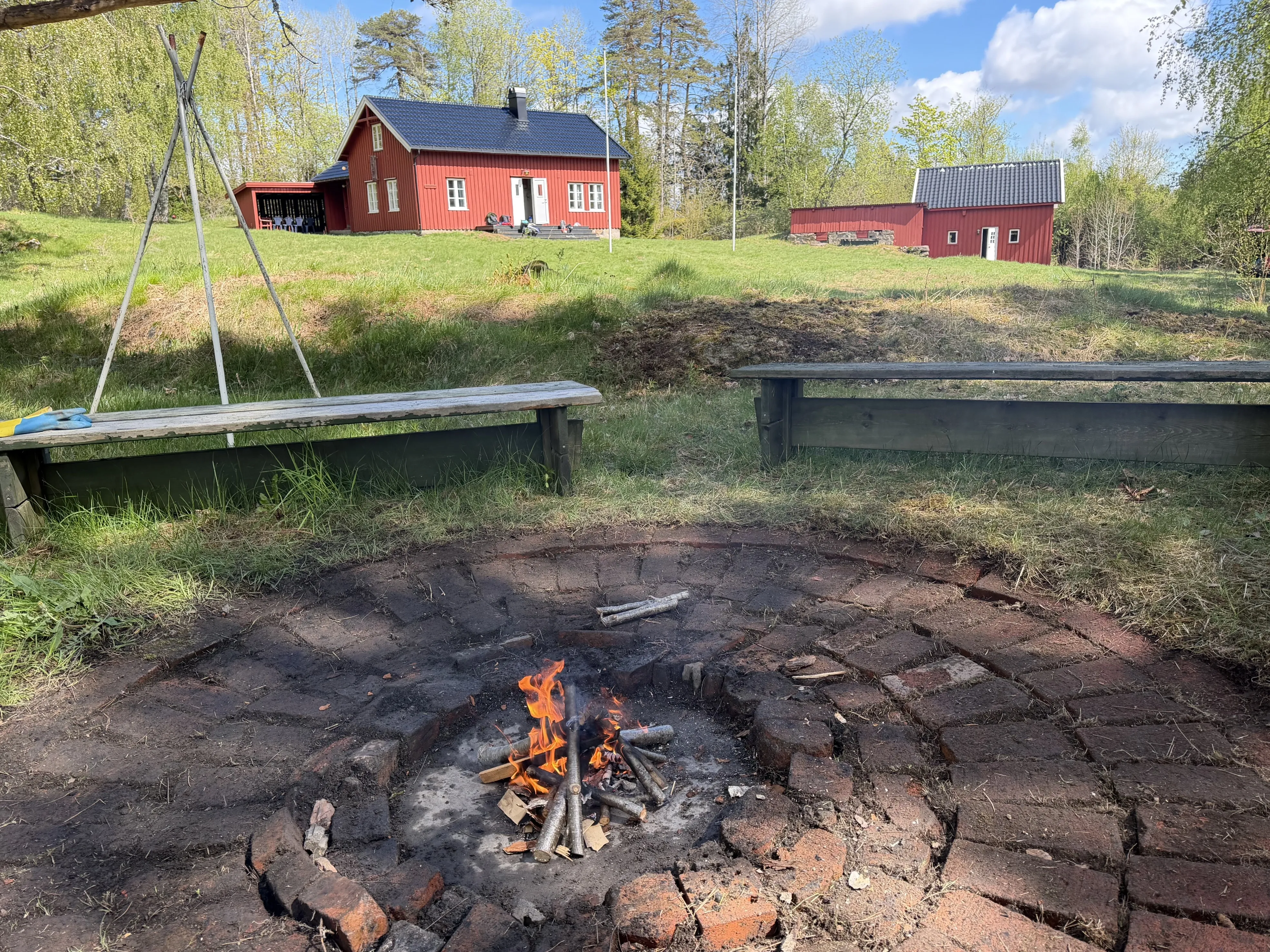 Historic 1900 Cabin in Sandefjord with Terrace and Expansive Woodland Lot - View image 33 of 33