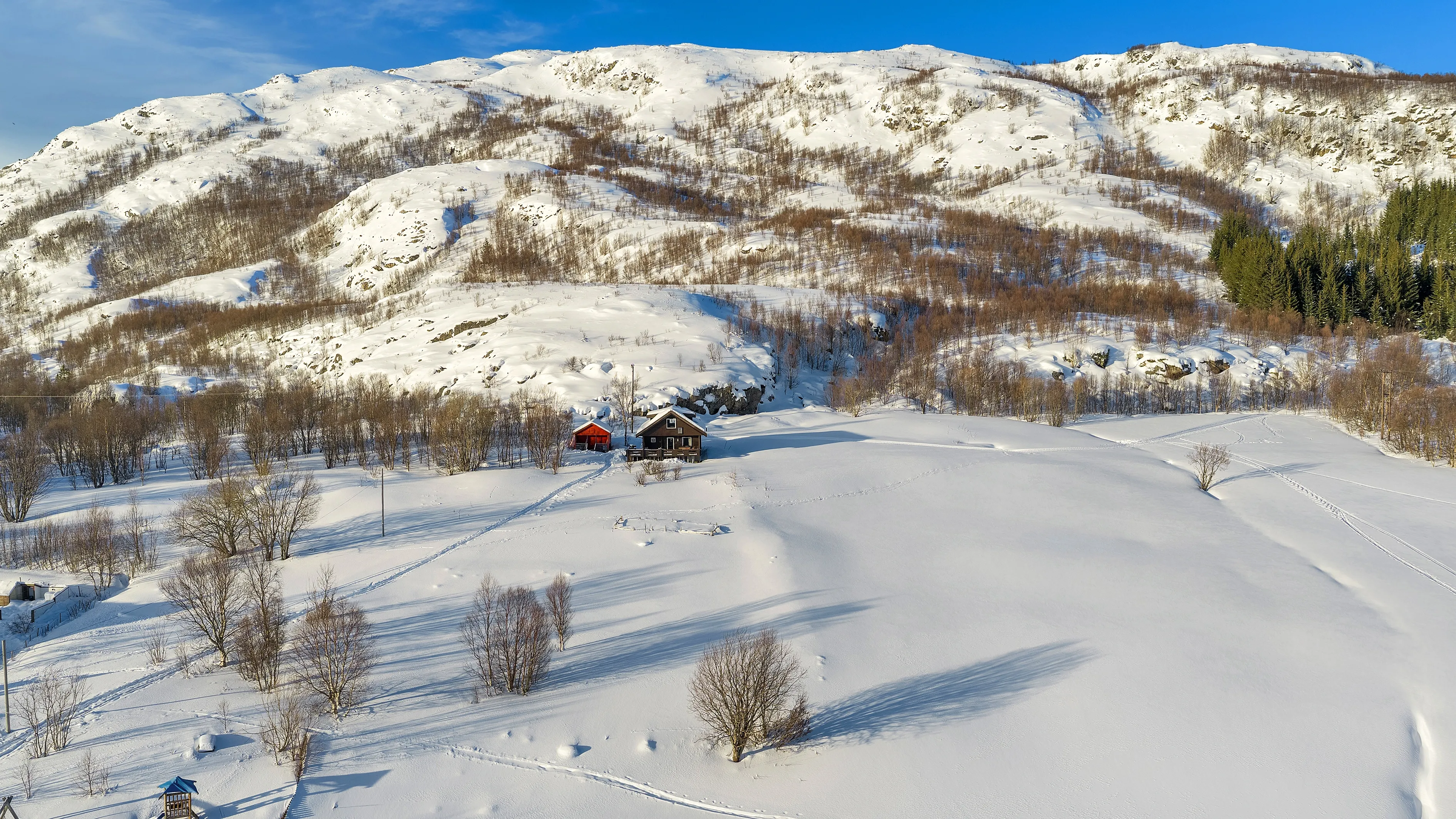 Scenic 1989 Cabin with Terrace in Norway's Skulsfjord - View image 17 of 39