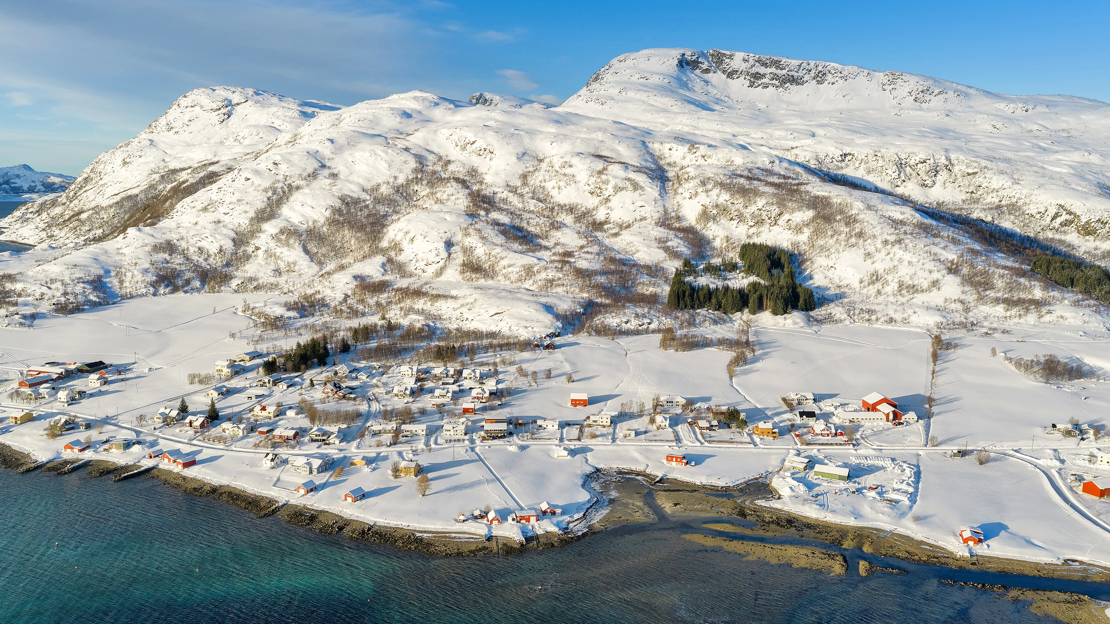 Scenic 1989 Cabin with Terrace in Norway's Skulsfjord - View image 23 of 39