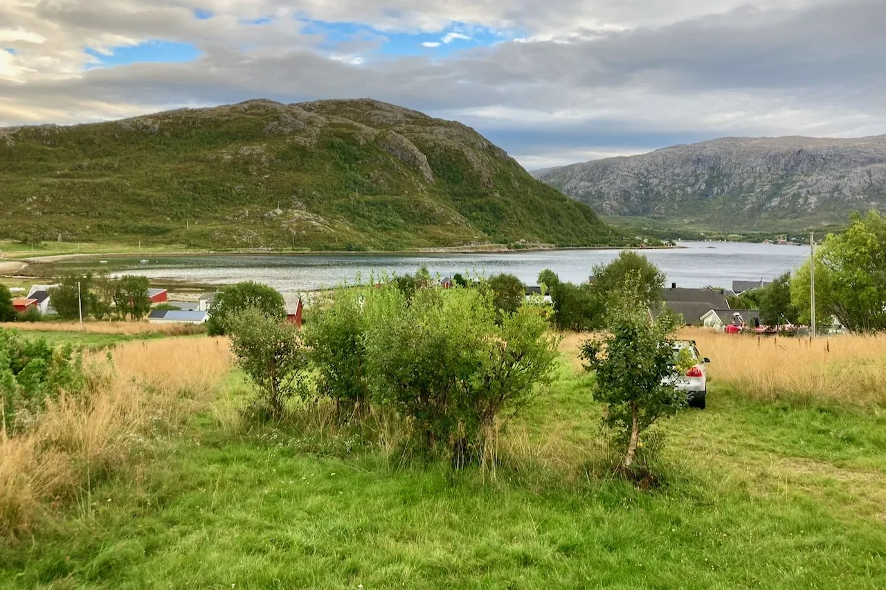 Scenic 1989 Cabin with Terrace in Norway's Skulsfjord - View image 29 of 39