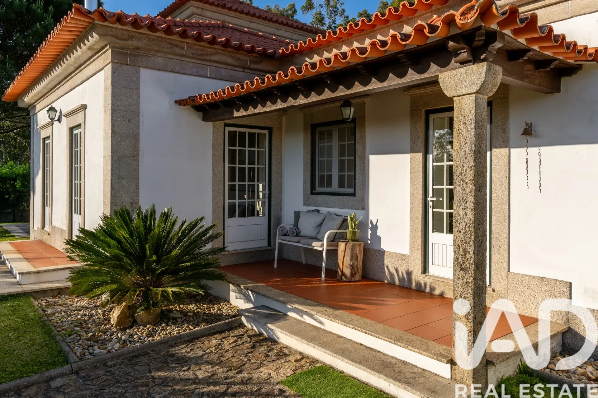 Contemporary 4-Bedroom House with Pool in Scenic Marrancos e Arcozelo, Portugal - Image 4