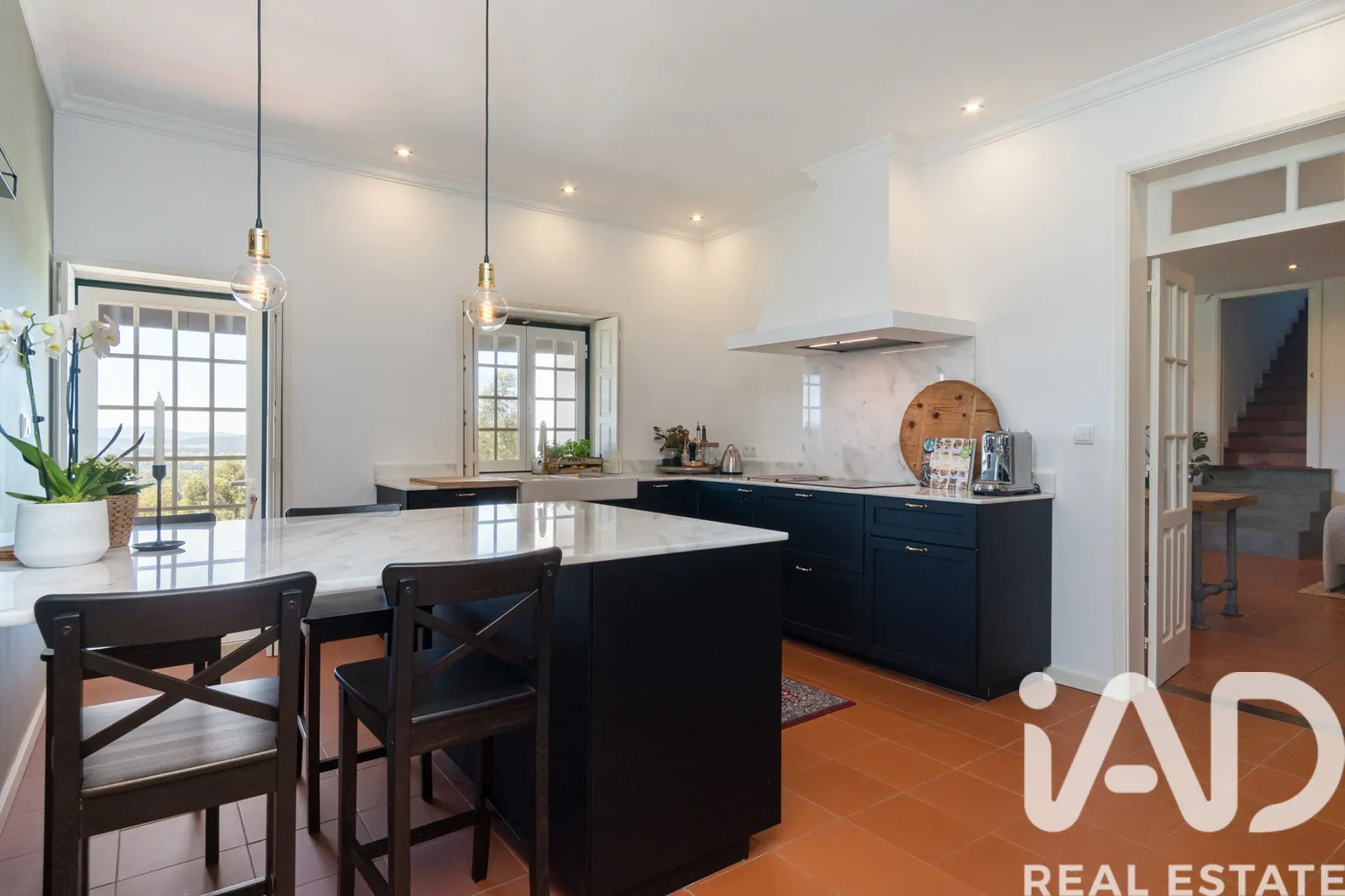 Contemporary 4-Bedroom House with Pool in Scenic Marrancos e Arcozelo, Portugal - View image 13 of 37