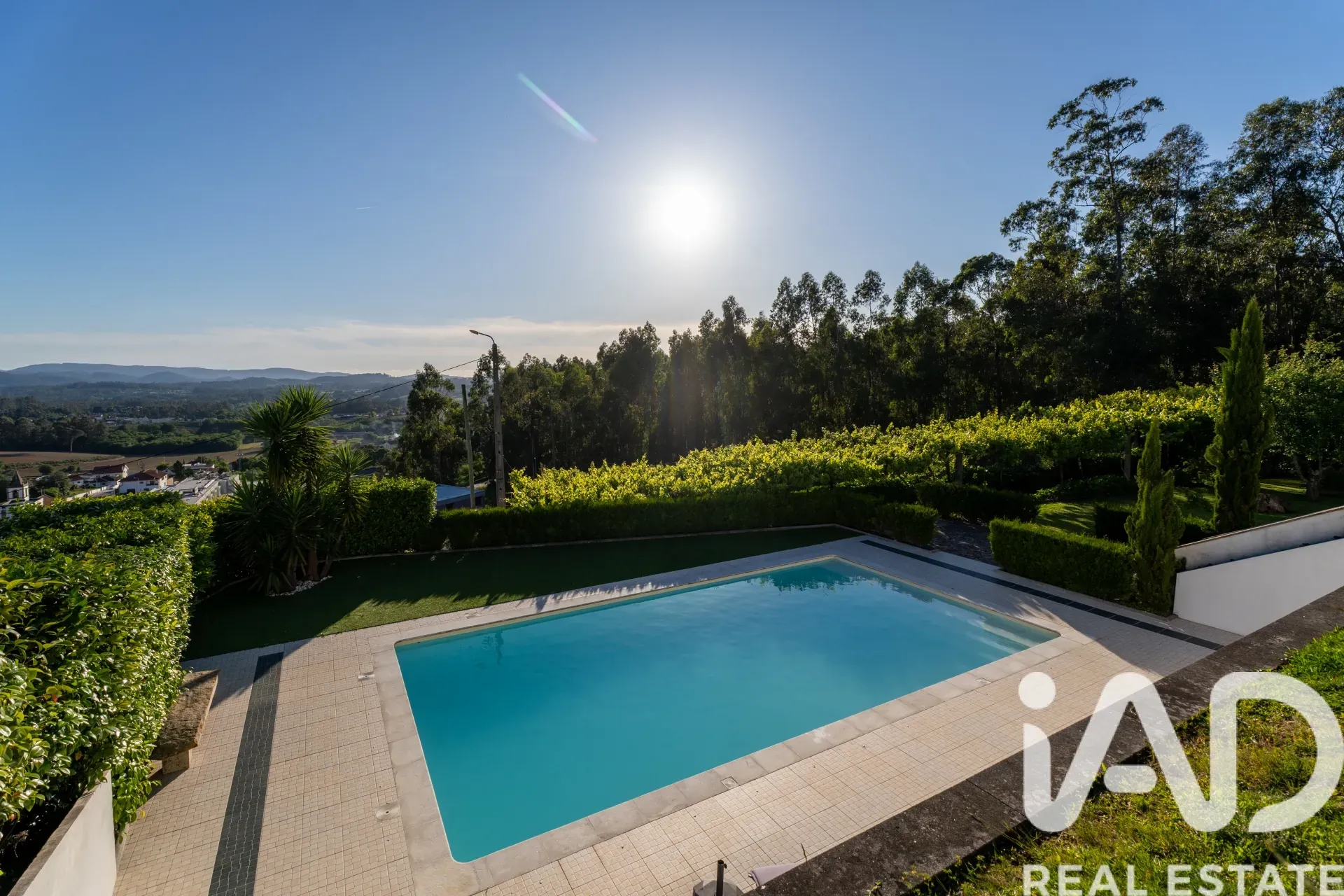 Contemporary 4-Bedroom House with Pool in Scenic Marrancos e Arcozelo, Portugal - View image 30 of 37