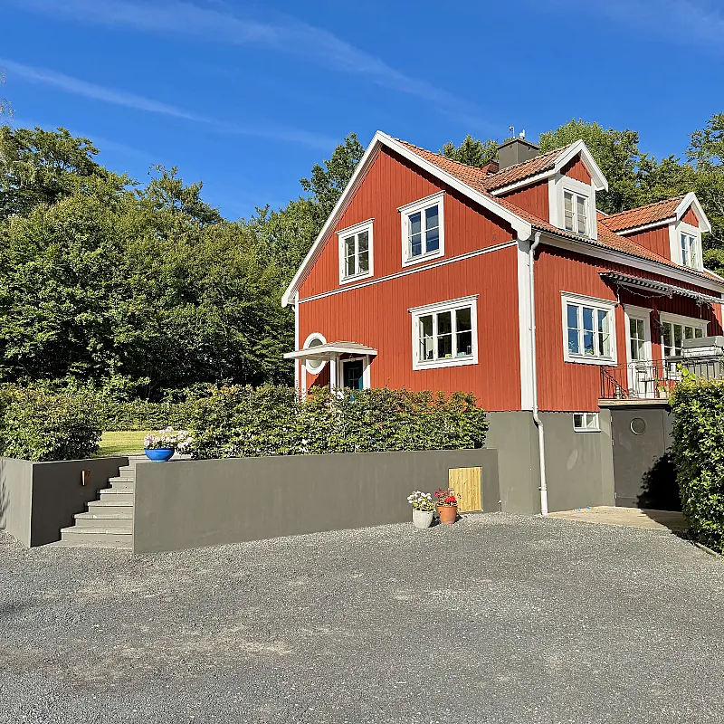 View image 12