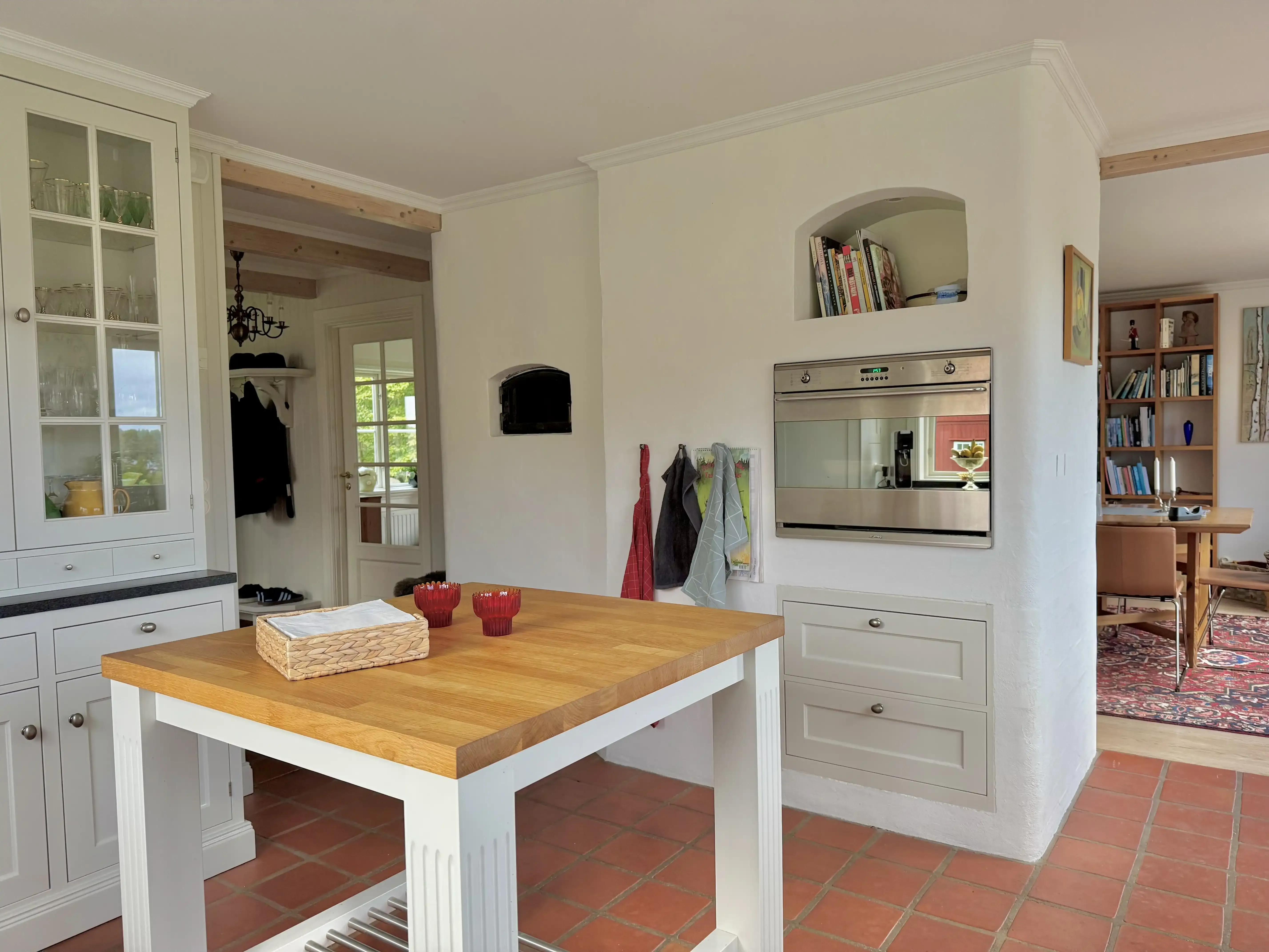 1949 Swedish Farmhouse with Pool and Acreage in Kronoberg - View image 15 of 64