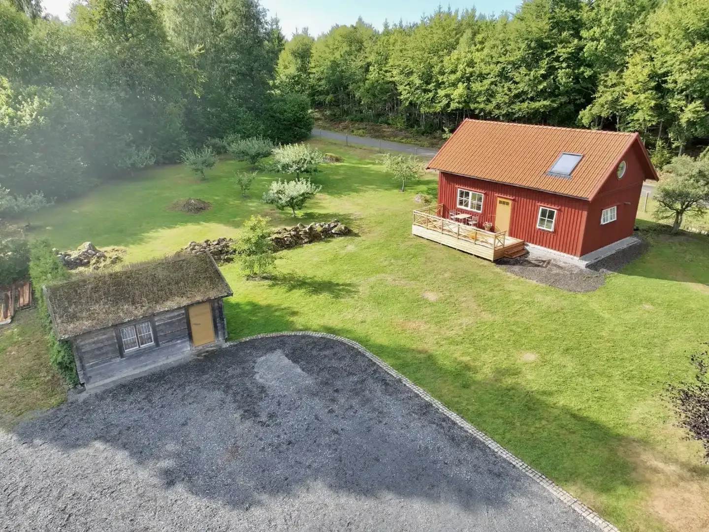 1949 Swedish Farmhouse with Pool and Acreage in Kronoberg - View image 37 of 64