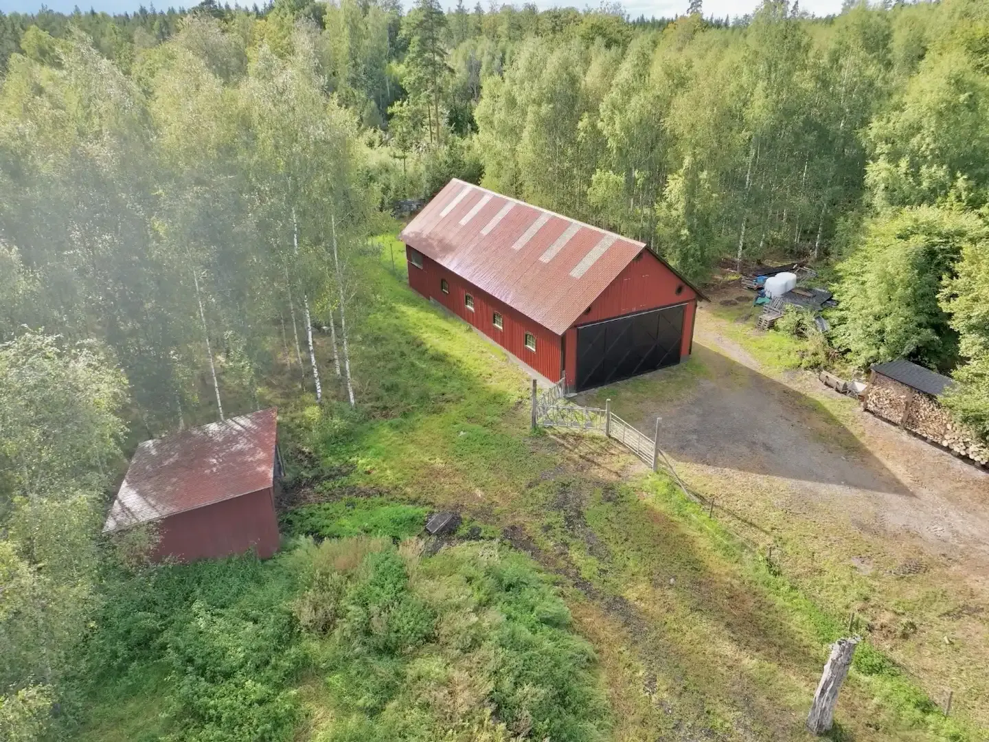 1949 Swedish Farmhouse with Pool and Acreage in Kronoberg - View image 38 of 64