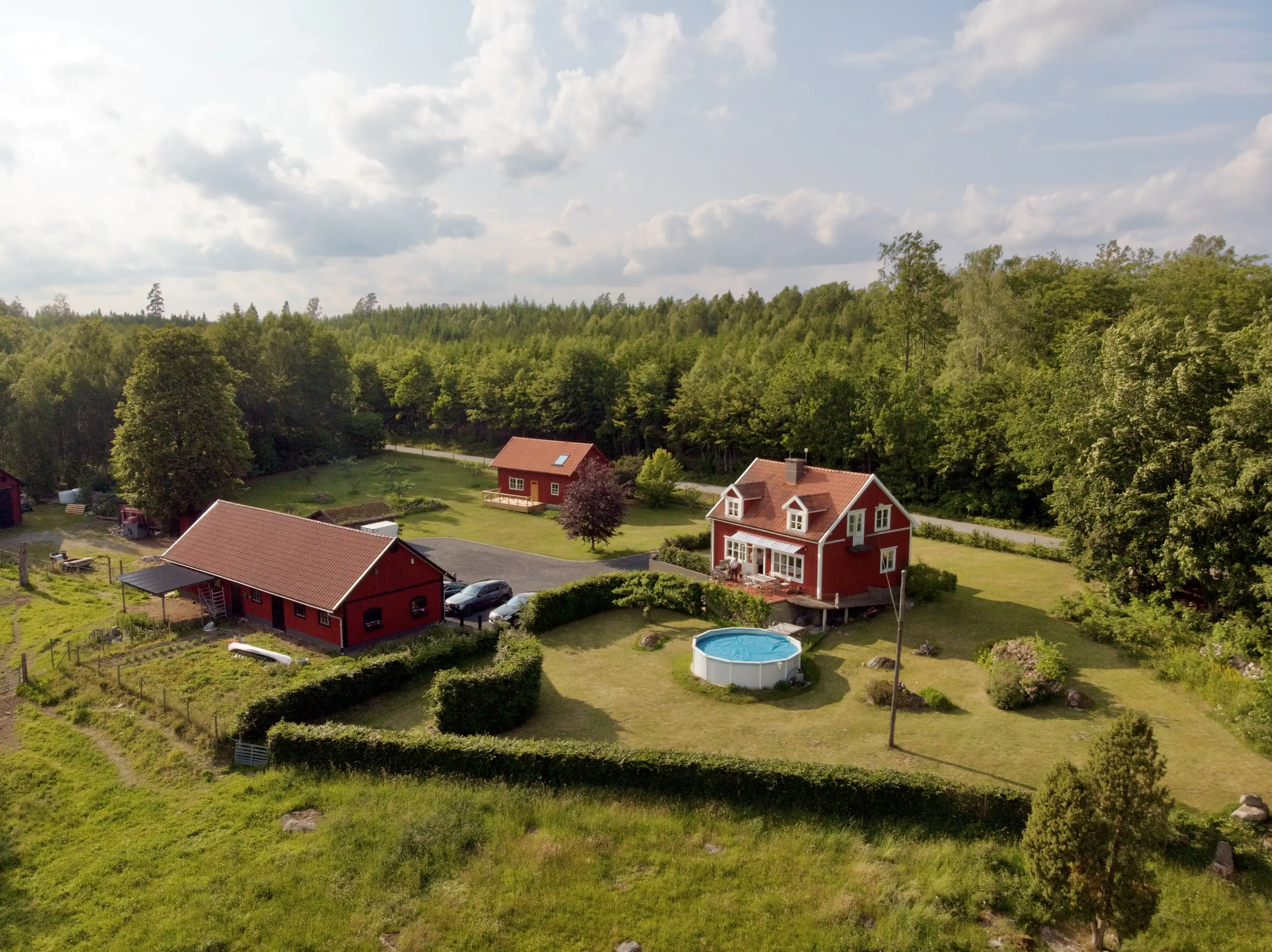 1949 Swedish Farmhouse with Pool and Acreage in Kronoberg - View image 50 of 64