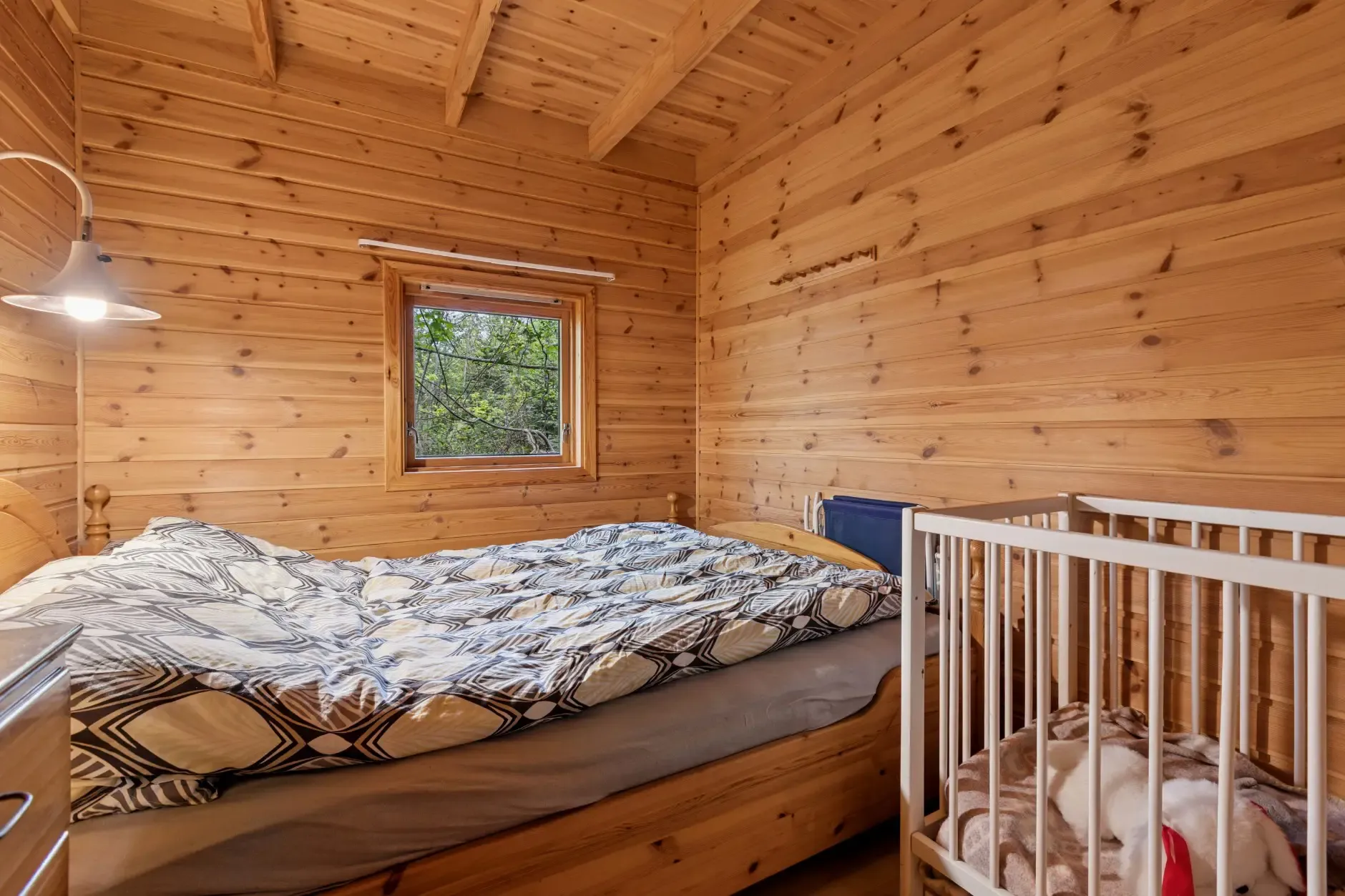 1990s Norwegian Country House with 4 Bedrooms and Sea Proximity - View image 23 of 33