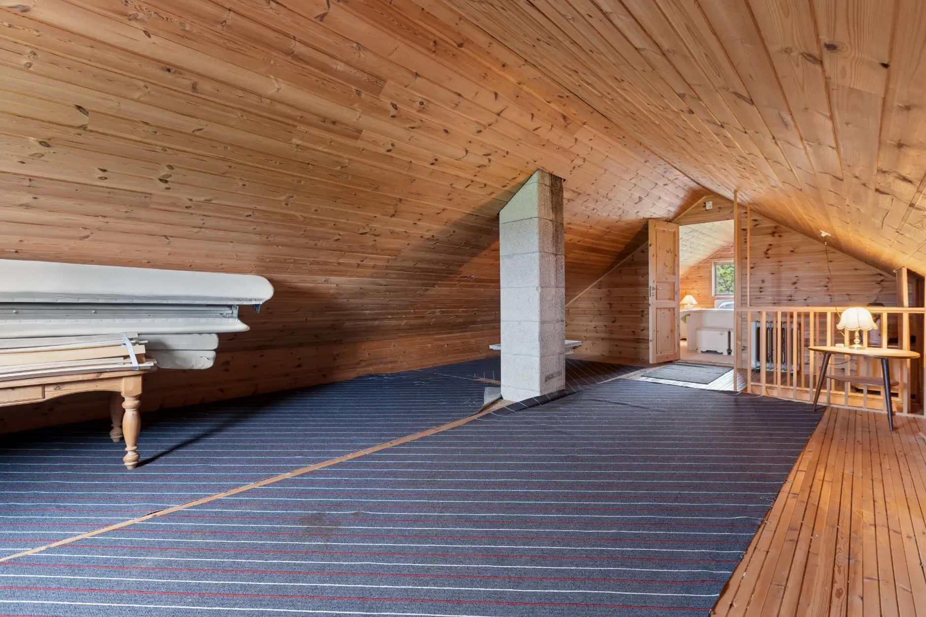1990s Norwegian Country House with 4 Bedrooms and Sea Proximity - View image 26 of 33