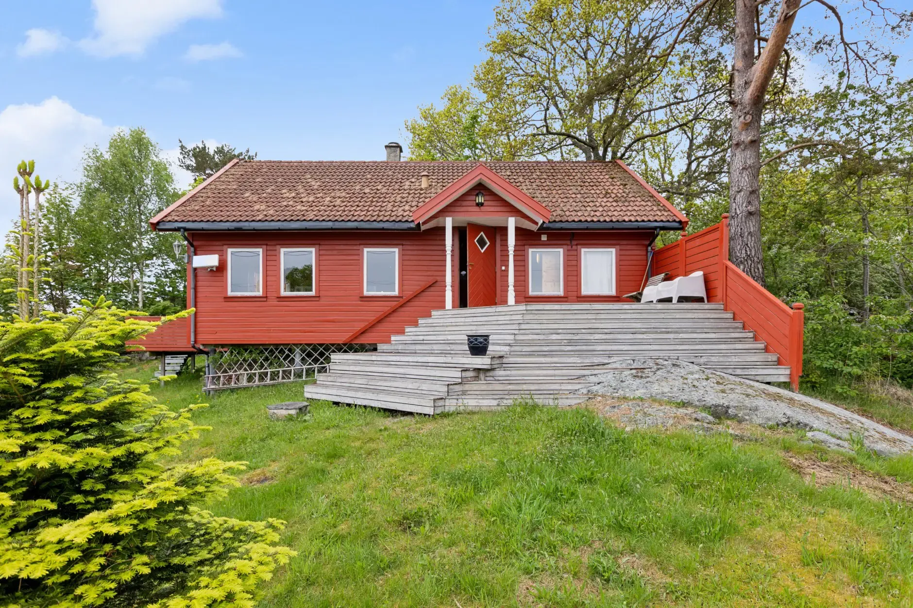 1990s Norwegian Country House with 4 Bedrooms and Sea Proximity - View image 27 of 33