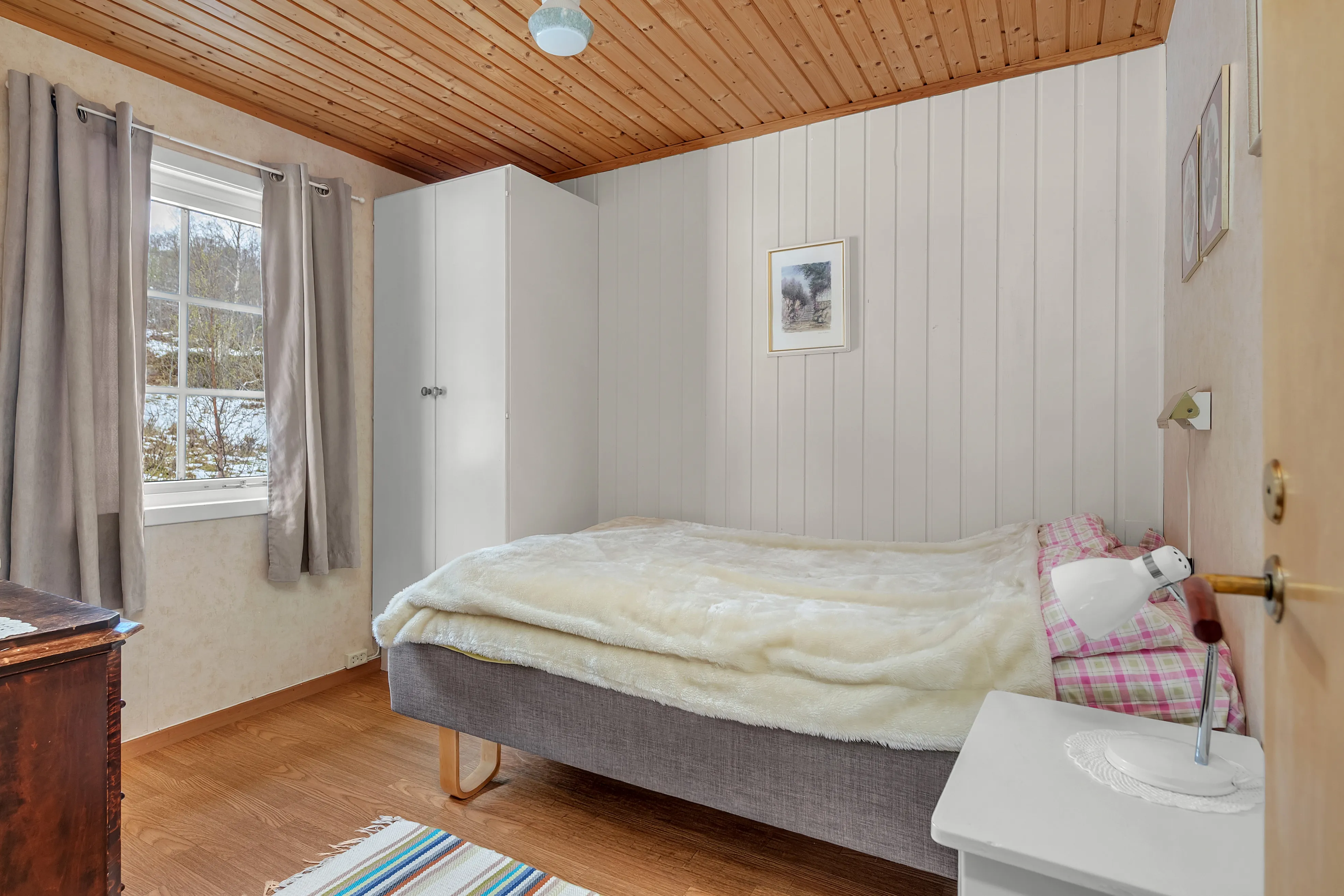 Norwegian Cabin with Garden and Terrace near Gullesfjord - View image 11 of 30