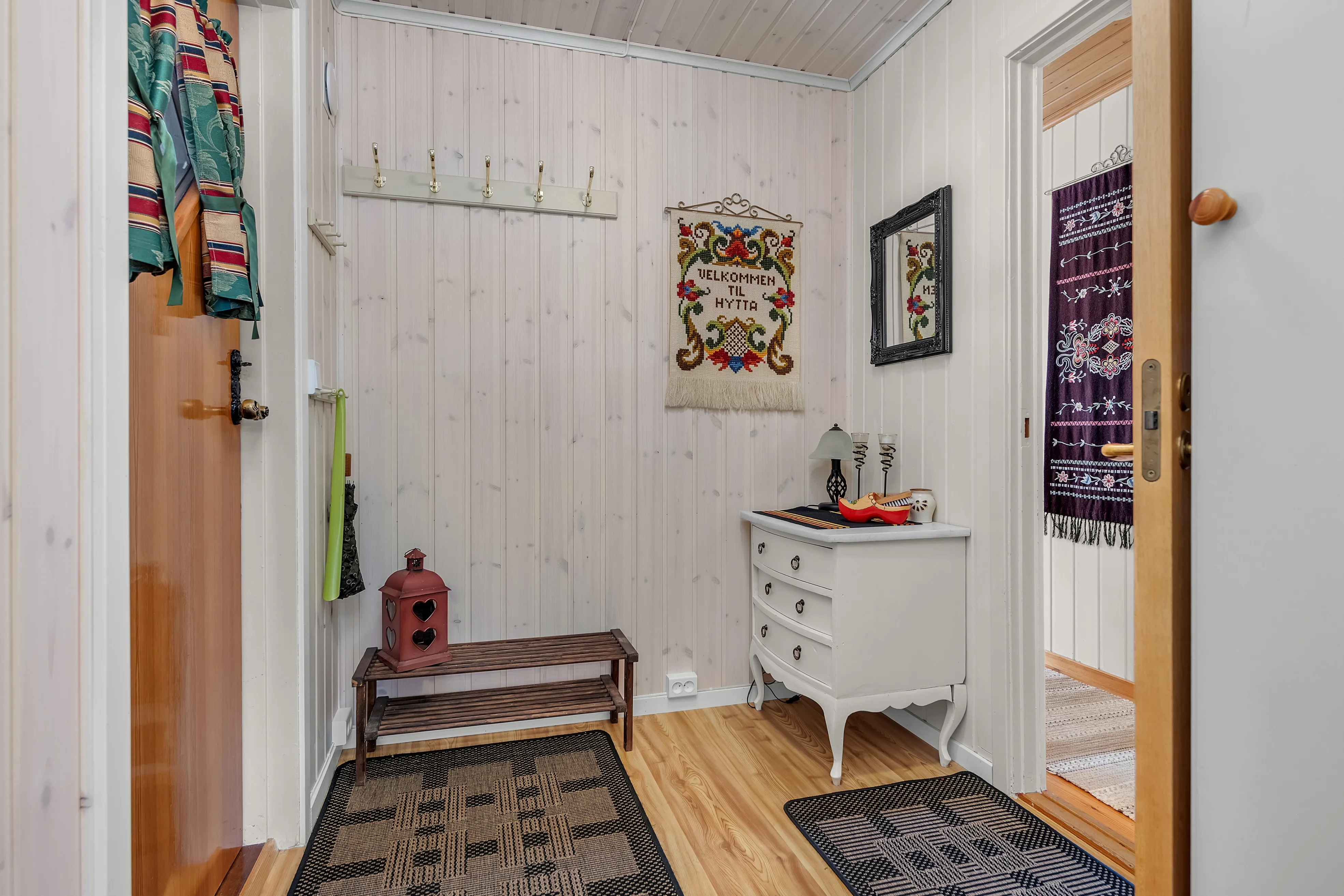 Norwegian Cabin with Garden and Terrace near Gullesfjord - View image 16 of 30