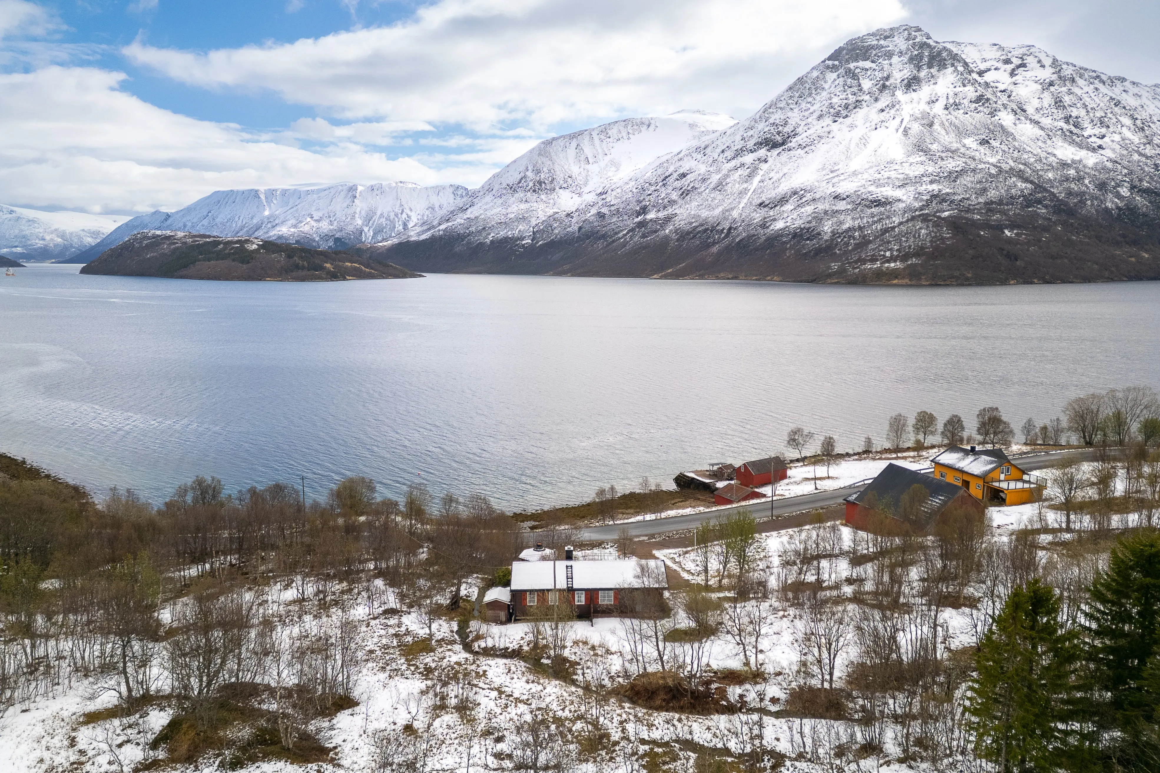 Norwegian Cabin with Garden and Terrace near Gullesfjord - View image 19 of 30