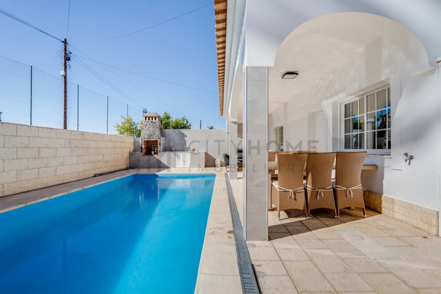 Modern 3-Bedroom Villa with Pool and Terrace in Vibrant Lagoa, Portugal - View image 16 of 50