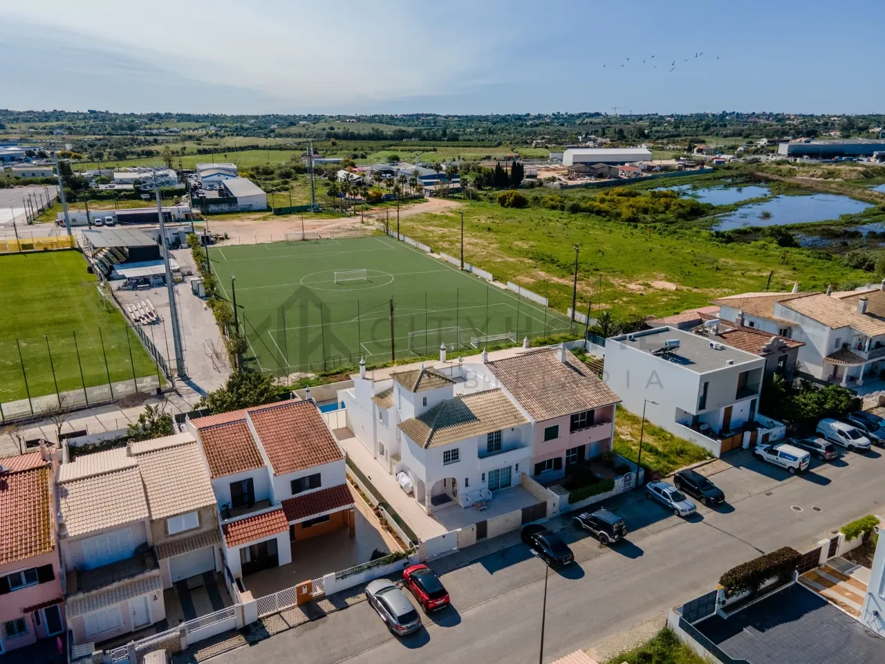 Modern 3-Bedroom Villa with Pool and Terrace in Vibrant Lagoa, Portugal - View image 49 of 50